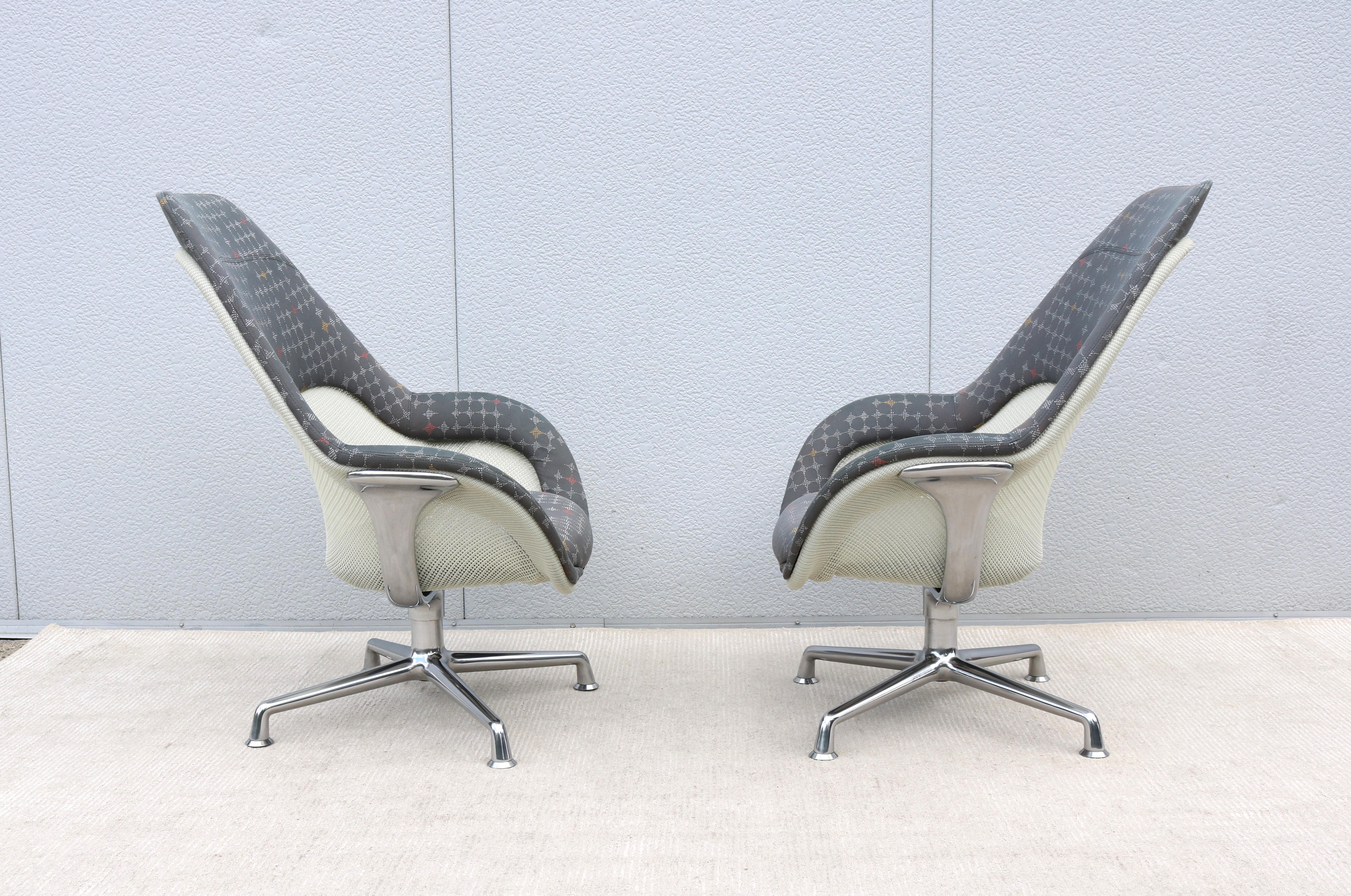 Contemporary Scott Wilson für Coalesse SW_1 Grauer Hochlehner-Lounge-Drehstuhl im Angebot 4