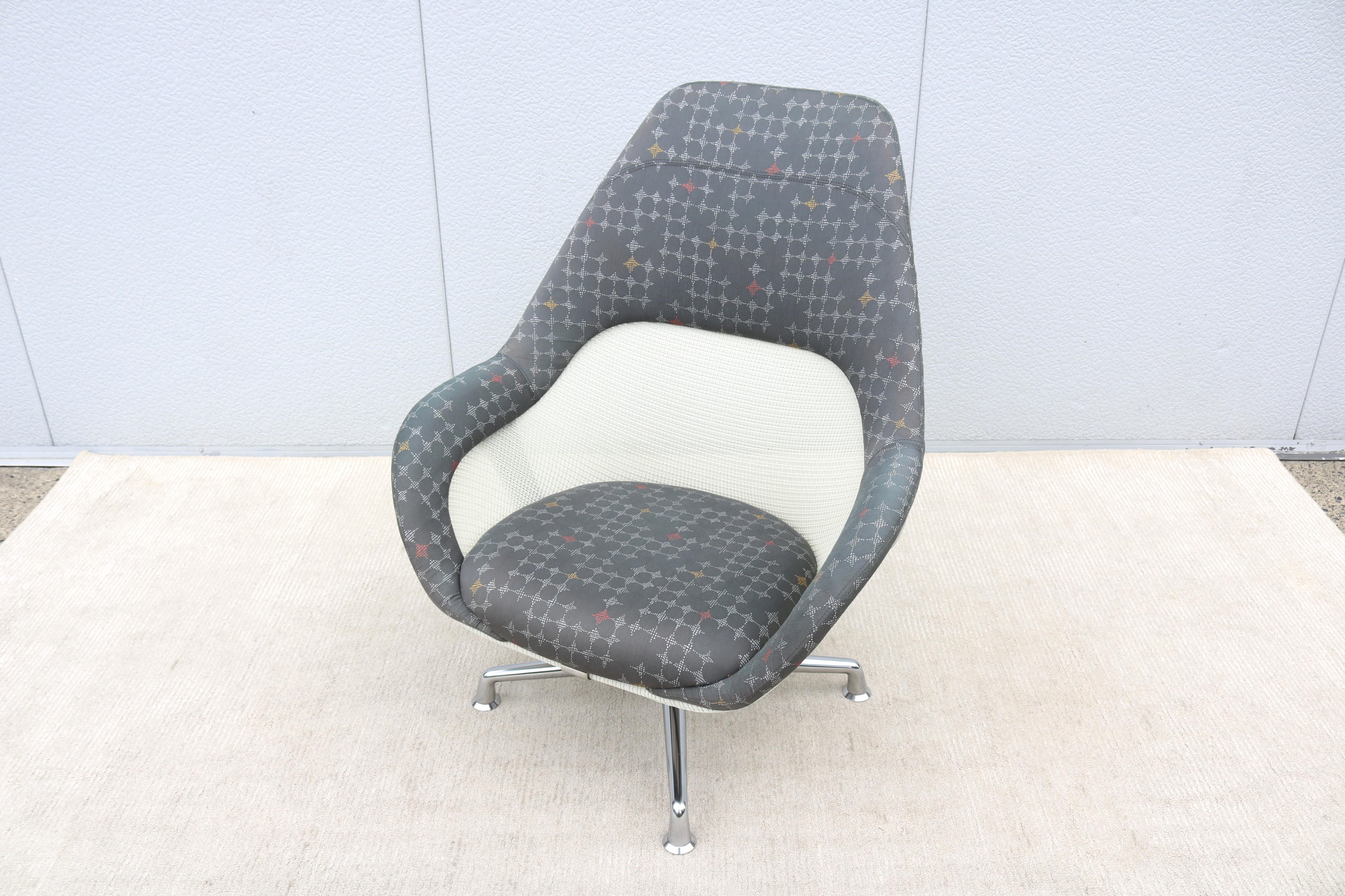 Contemporary Scott Wilson für Coalesse SW_1 Grauer Hochlehner-Lounge-Drehstuhl (Moderne) im Angebot