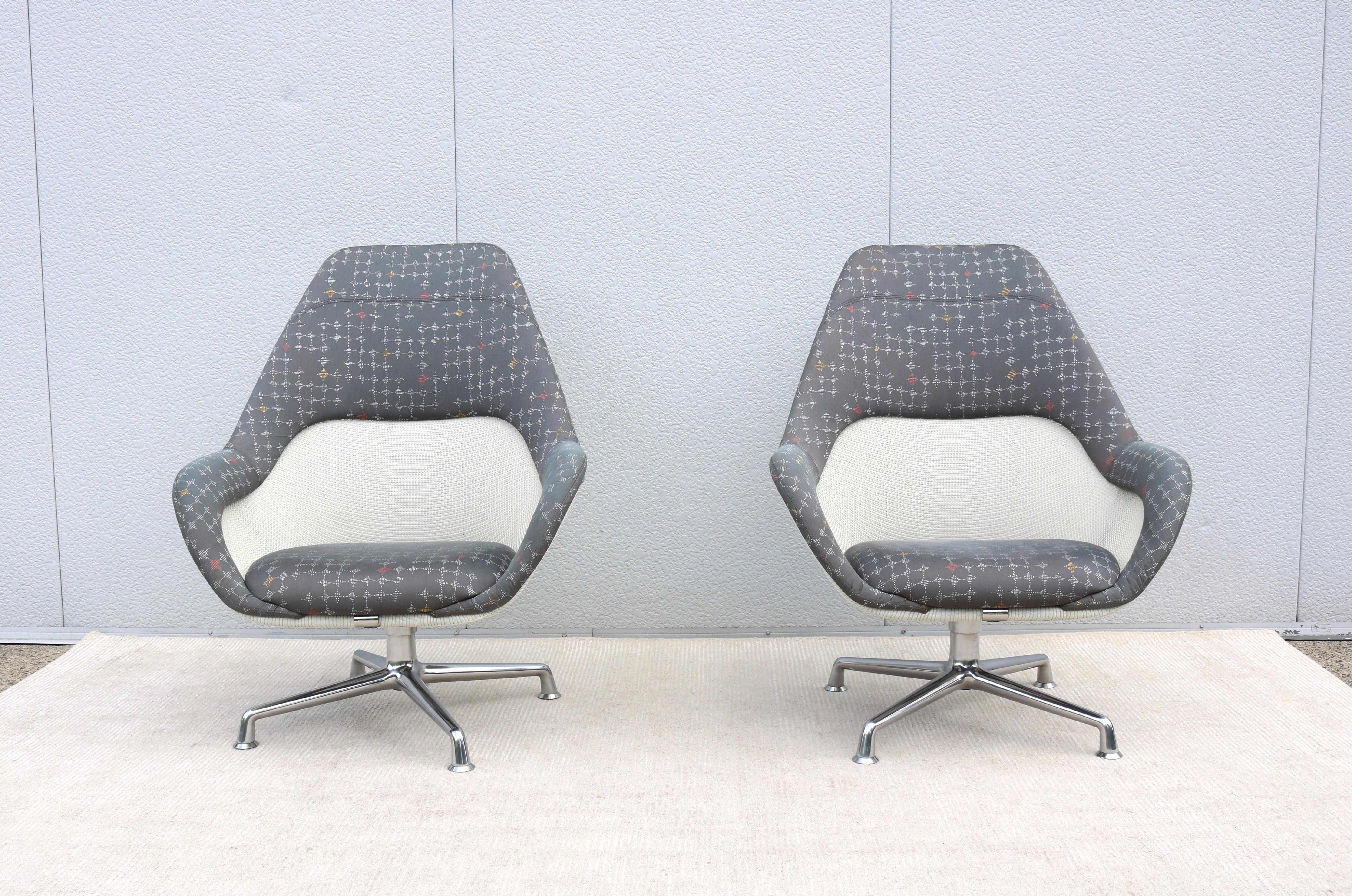 Contemporary Scott Wilson für Coalesse SW_1 Grauer Hochlehner-Lounge-Drehstuhl (21. Jahrhundert und zeitgenössisch) im Angebot