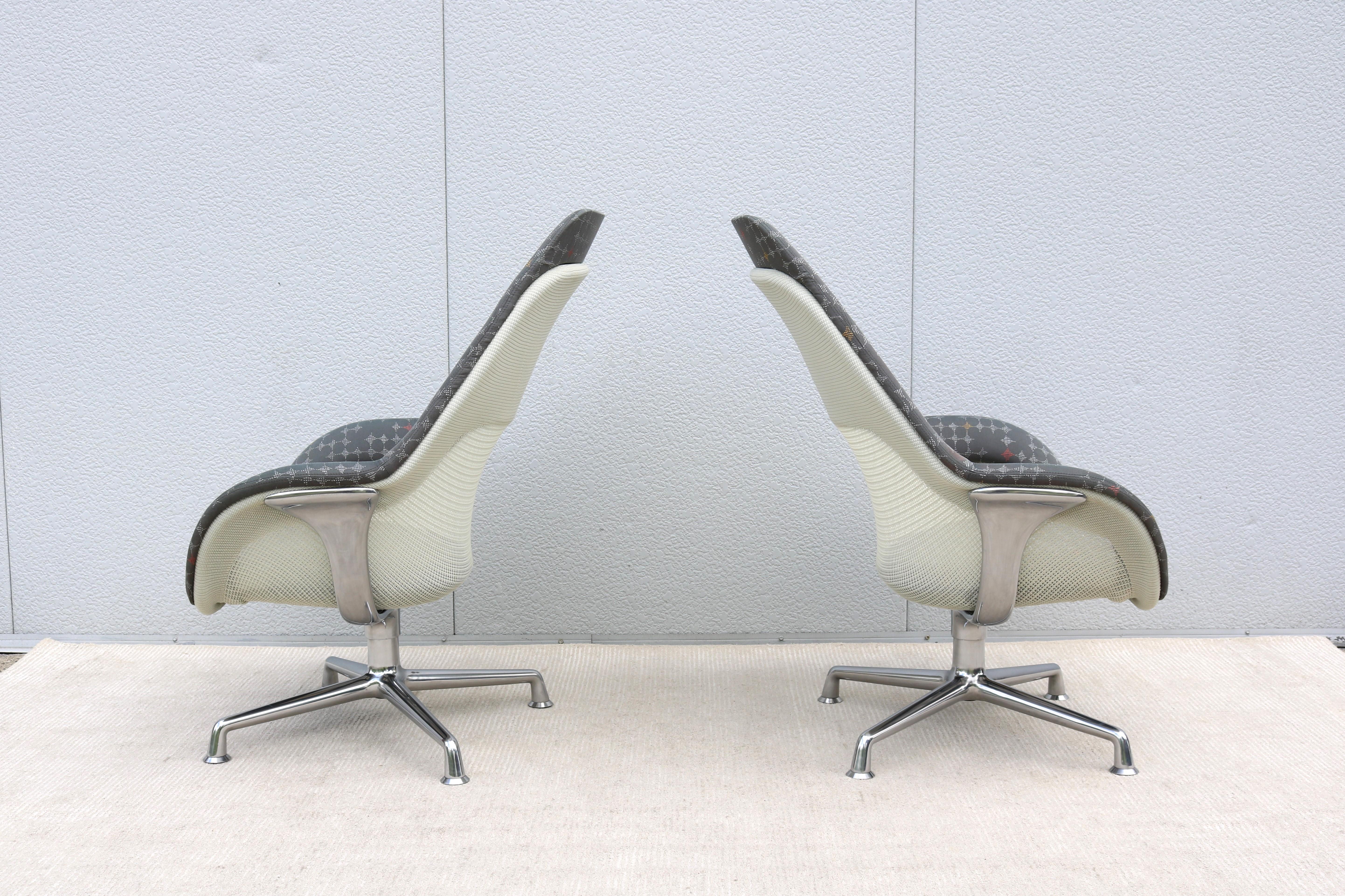Contemporary Scott Wilson für Coalesse SW_1 Grauer Hochlehner-Lounge-Drehstuhl im Angebot 1
