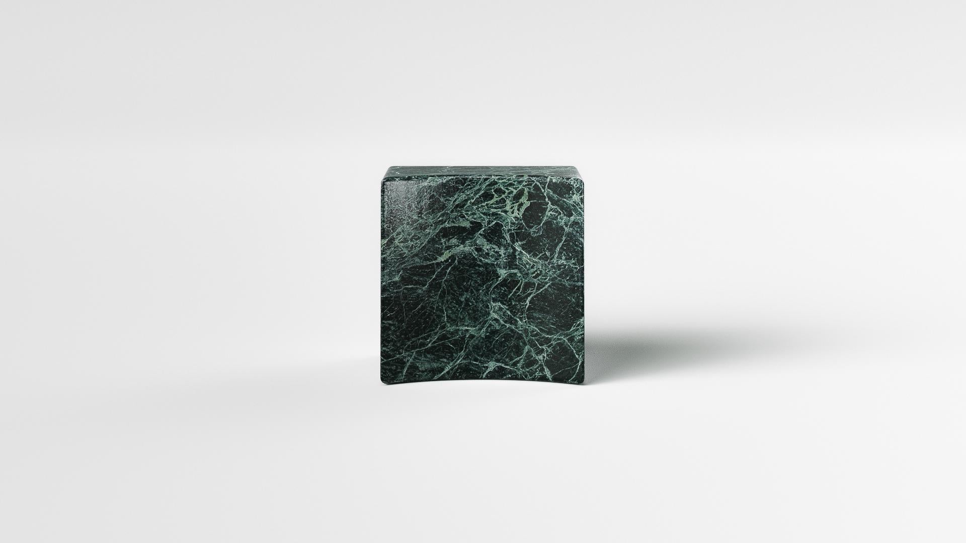 Sculpture contemporaine - Table d'appoint par Arthur Vallin en vente 6