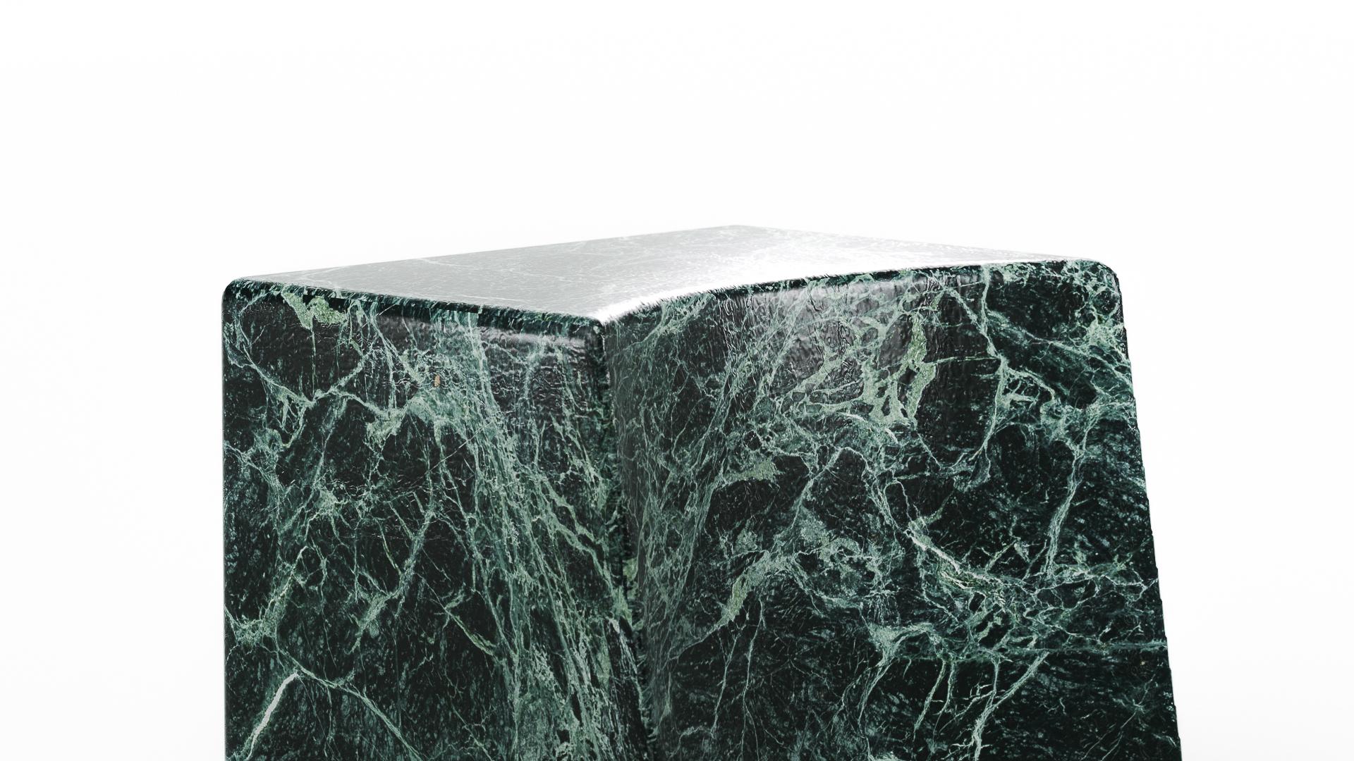 Fait main Sculpture contemporaine - Table d'appoint par Arthur Vallin en vente