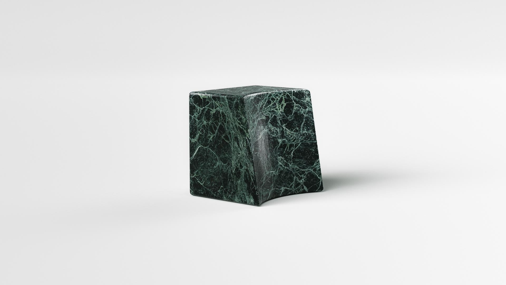 Sculpture contemporaine - Table d'appoint par Arthur Vallin en vente 3