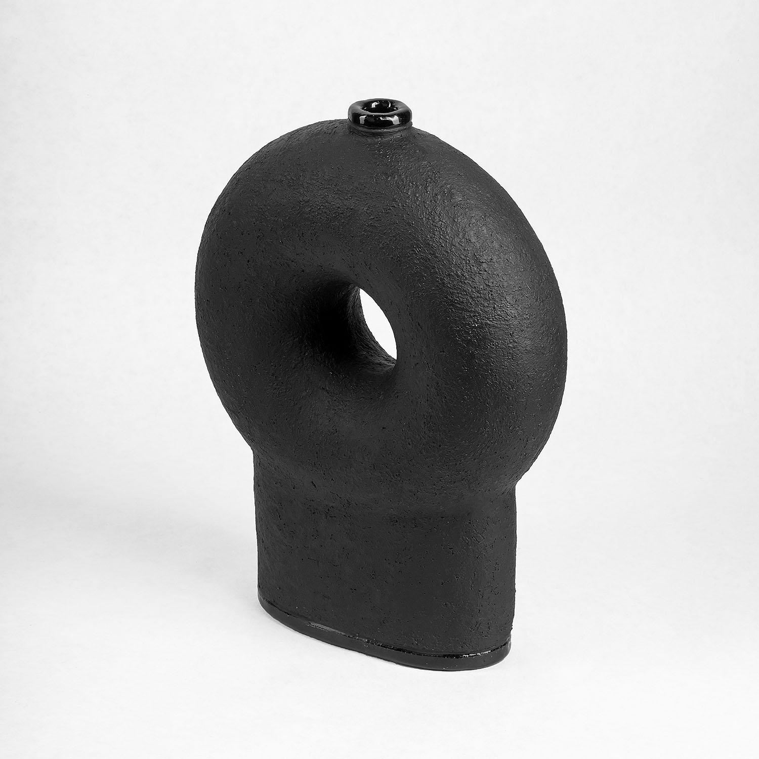Contemporary Sculpted Black Ceramic Vase - Kumanec Two Leg Vase by Faina

Design: Victoriya Yakusha
Material: material: clay / ceramics
Dimensions: 10.7 x 24 x 33 cm


(“kumanec” in Ukrainian — (ceramic figured vessel)
Traditional festive