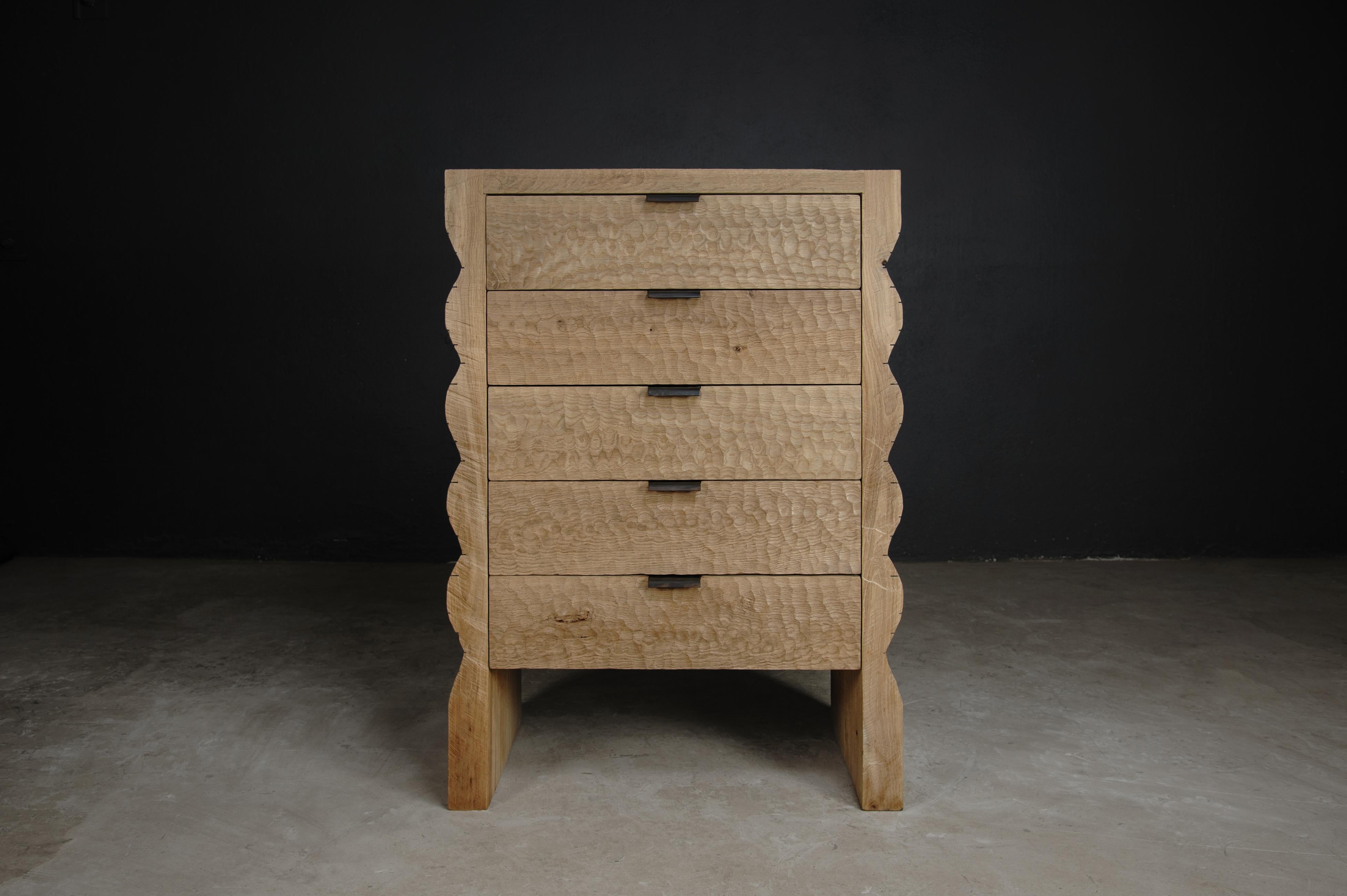 Contemporary sculpted Cabinet / Chest of Drawers in Solid Oak

Dimensions: 
H. 100 x W. 70 x D. 40 cm

Unique piece made to order.

------

SÓHA design studio conceives and produces furniture design and decorative objects in solid oak in an