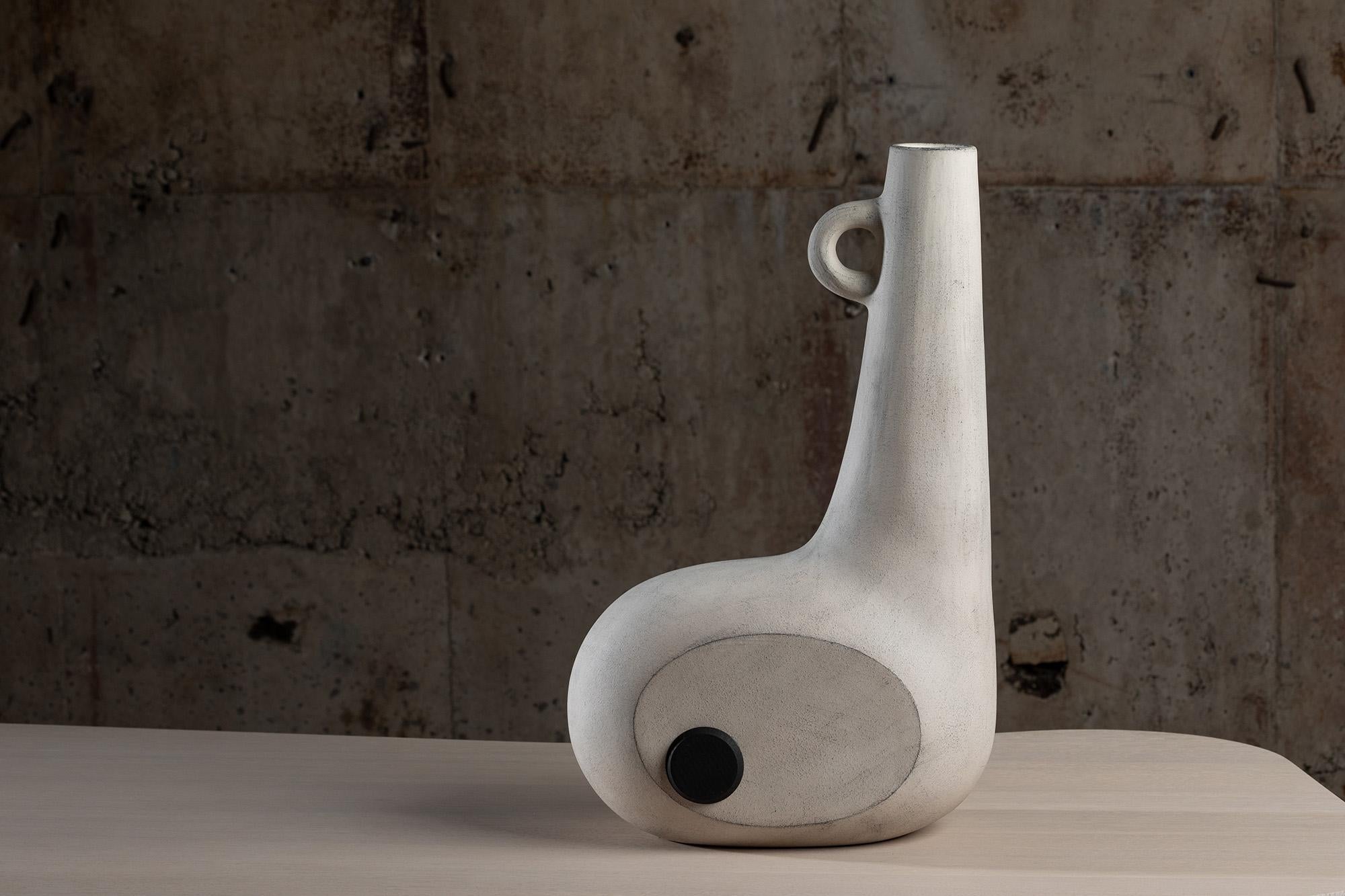 Contemporary Sculpted Pair of Ceramic Vases, Bandura Off White Vases by Faina In New Condition For Sale In Warsaw, PL