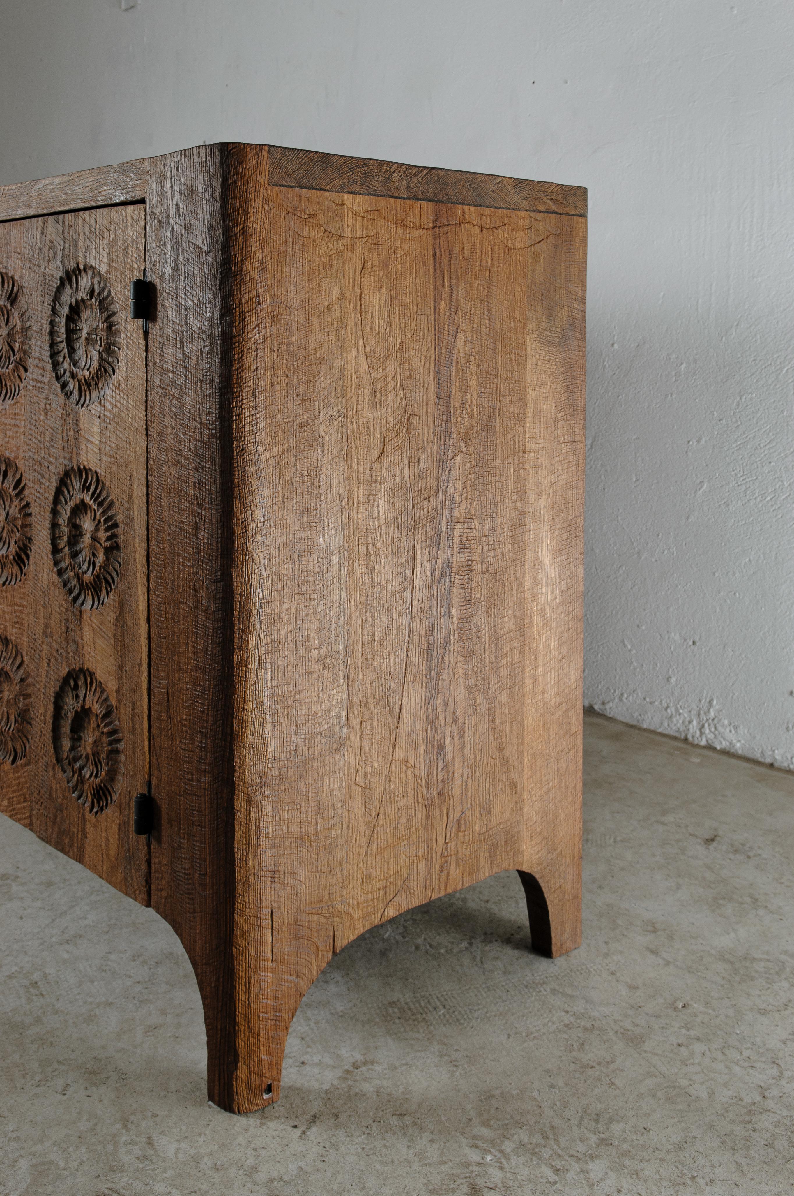Contemporary Sculpted Sideboard in Solid Oak and Linseed Oil In New Condition For Sale In Paris, FR
