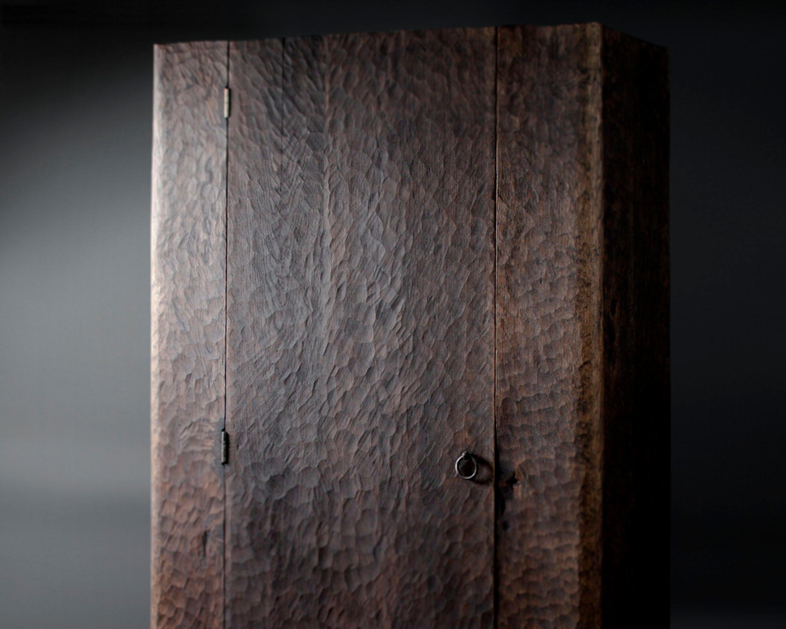 Wardrobe made of solid oak (+ linseed oil)
Measures: 175 x 80 x 40 cm

SÓHA design studio conceives and produces furniture design and decorative objects in solid oak in an authentic style. Inspiration to create all these items comes from the Russian