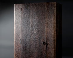 Armoire et placard sculptés contemporains en Oak Oak massif