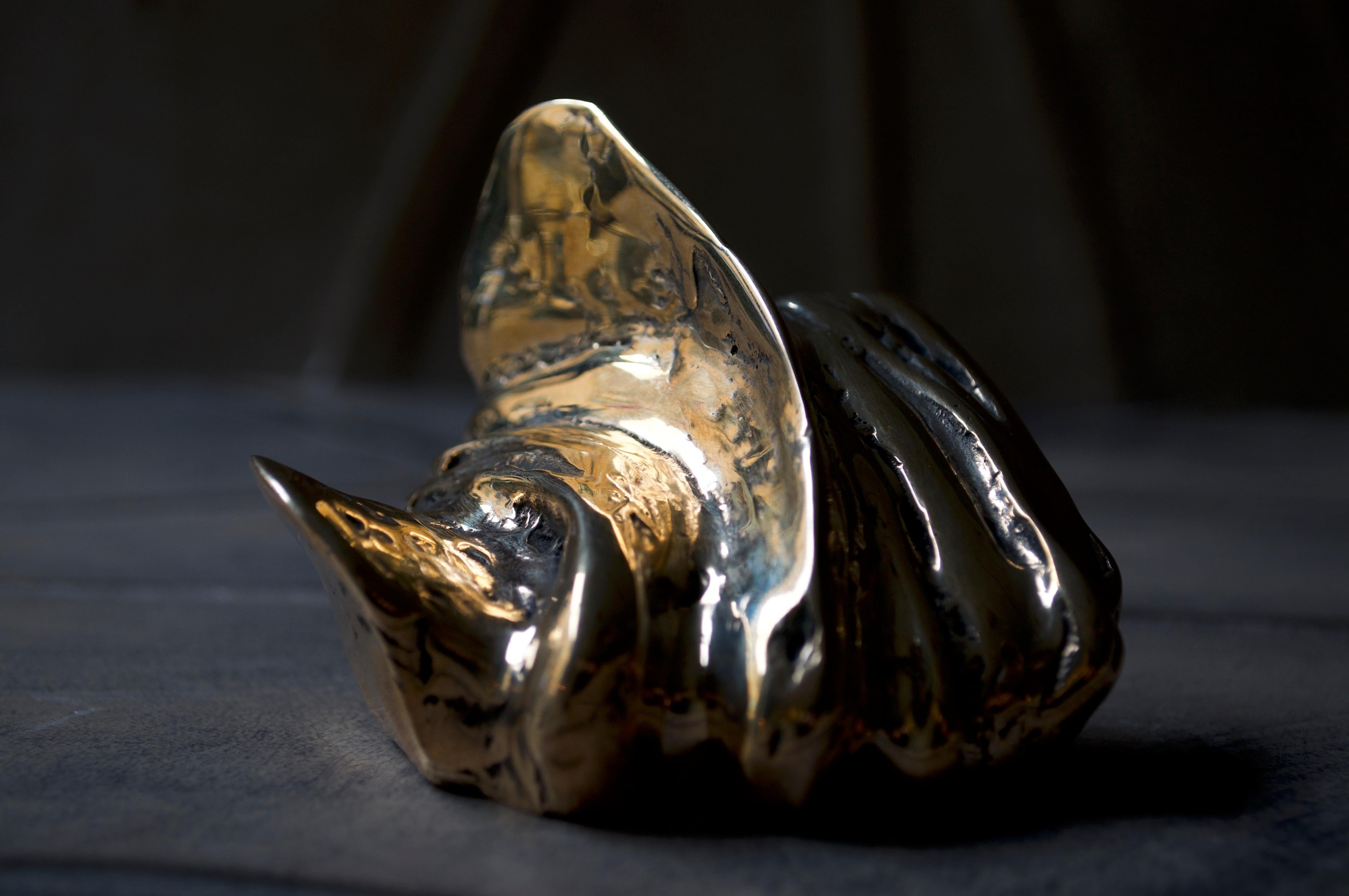 Contemporary Sculptural Bronze Handle - Calix - Cast in French Sand Molds In New Condition For Sale In Milan, Lombardy