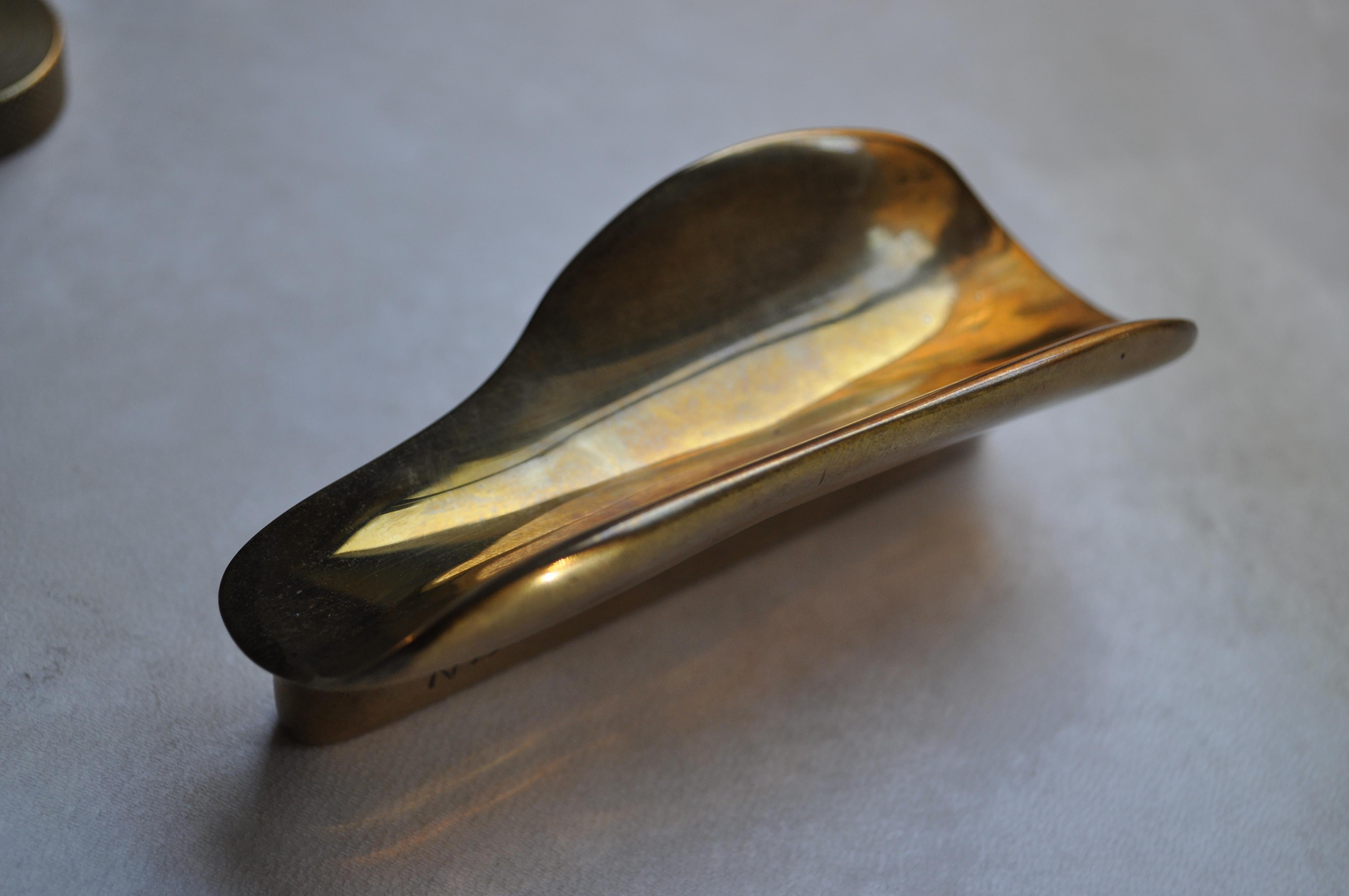 Contemporary Sculptural Bronze Handle 'Elizet' Cast in French Sand Molds In New Condition For Sale In Milan, Lombardy