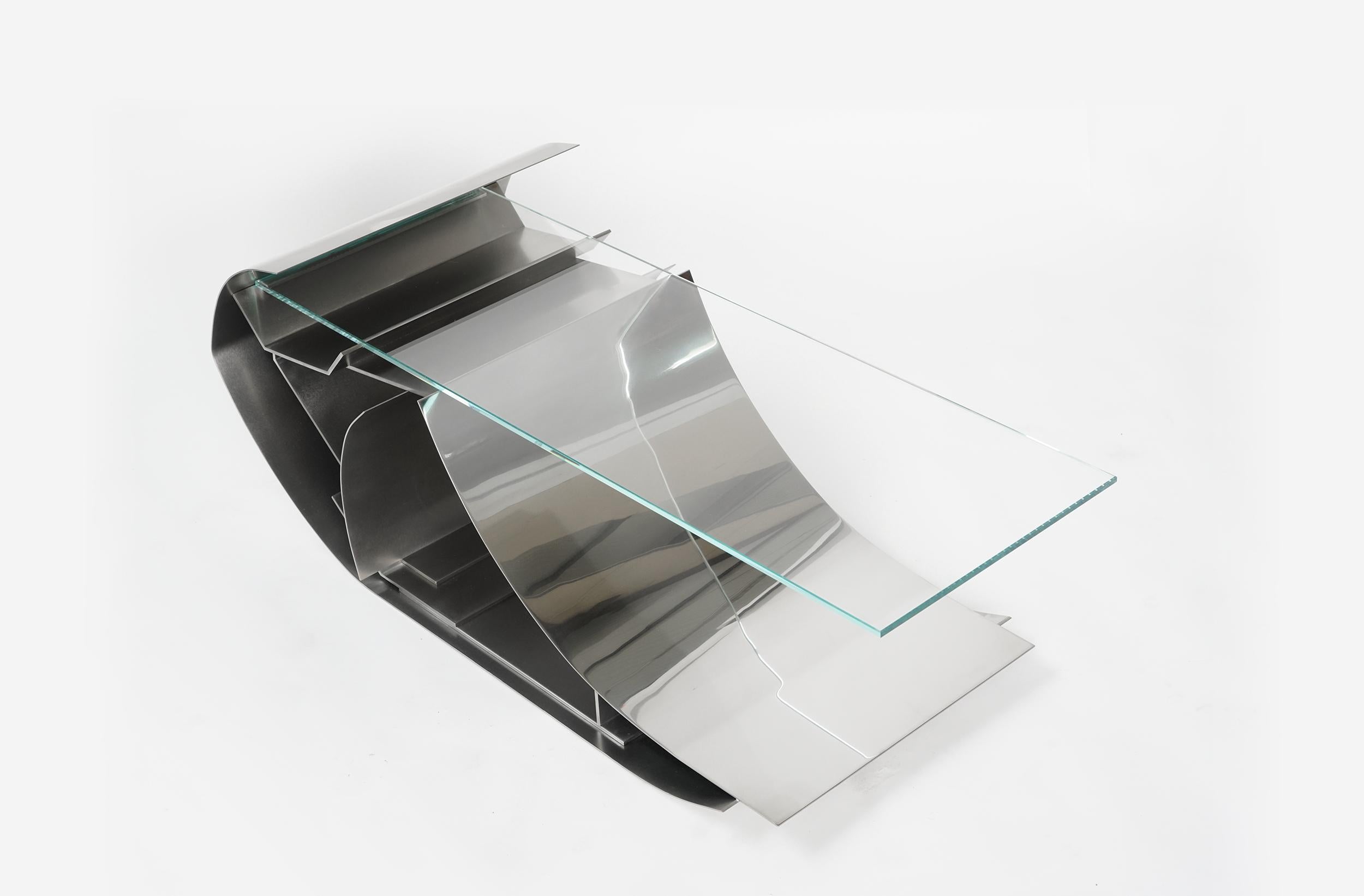 Couchtisch Stahl und Glas Contemporary Sculptural Re-Built von Todomuta im Zustand „Neu“ im Angebot in Barcelona, ES