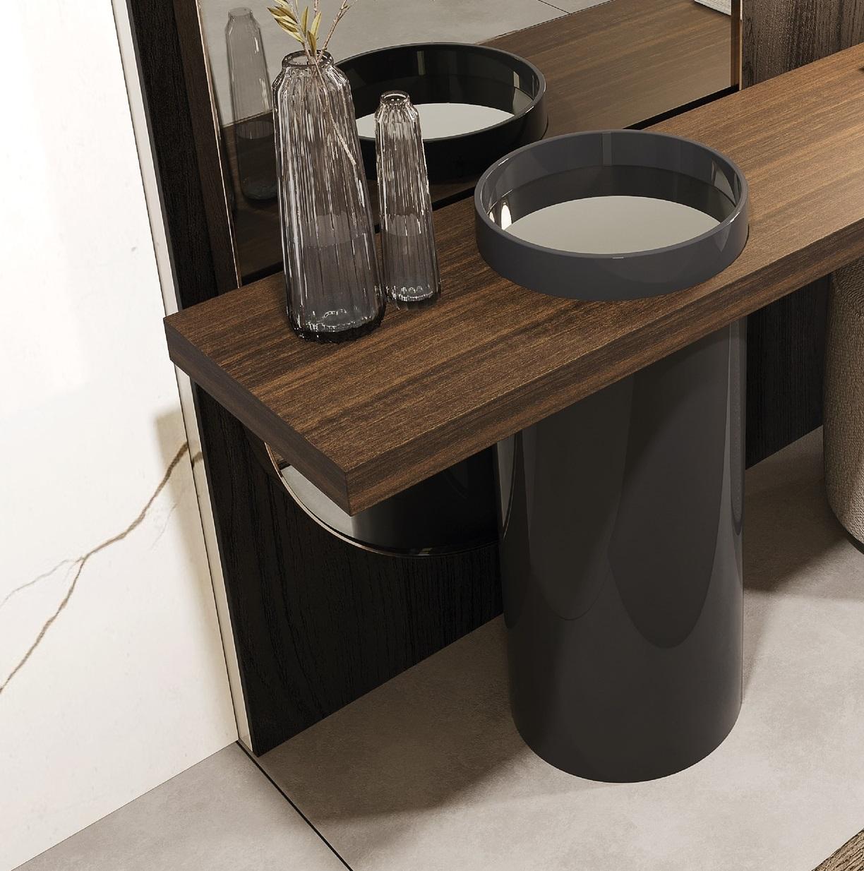 Consola Escultórica Contemporánea: Base cilíndrica de alto brillo y tapa de nogal mate en Nuevo estado para la venta en NEW YORK, NY