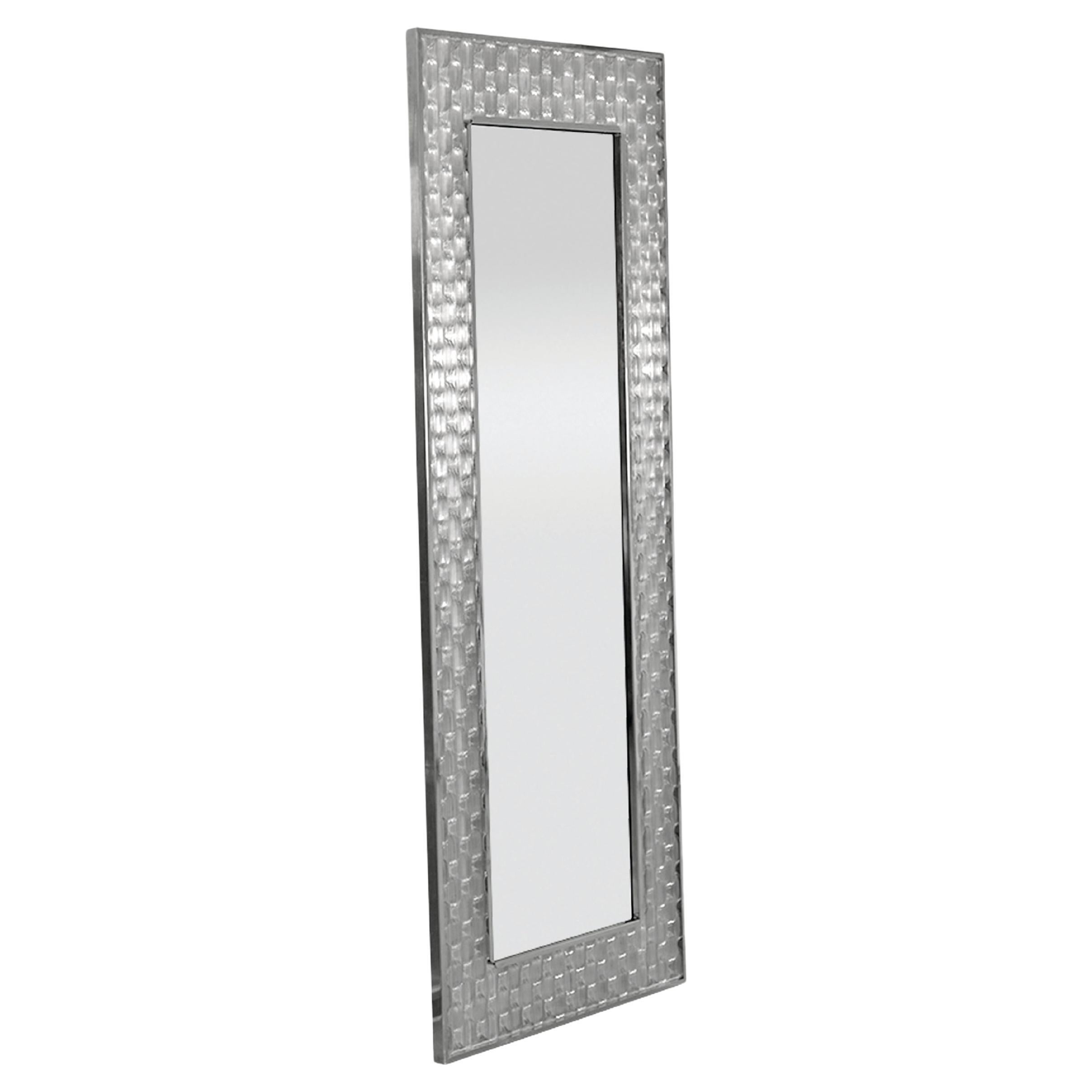 Zeitgenössischer skulpturaler Bodenspiegel
Chesterfield
Reliefeffekt