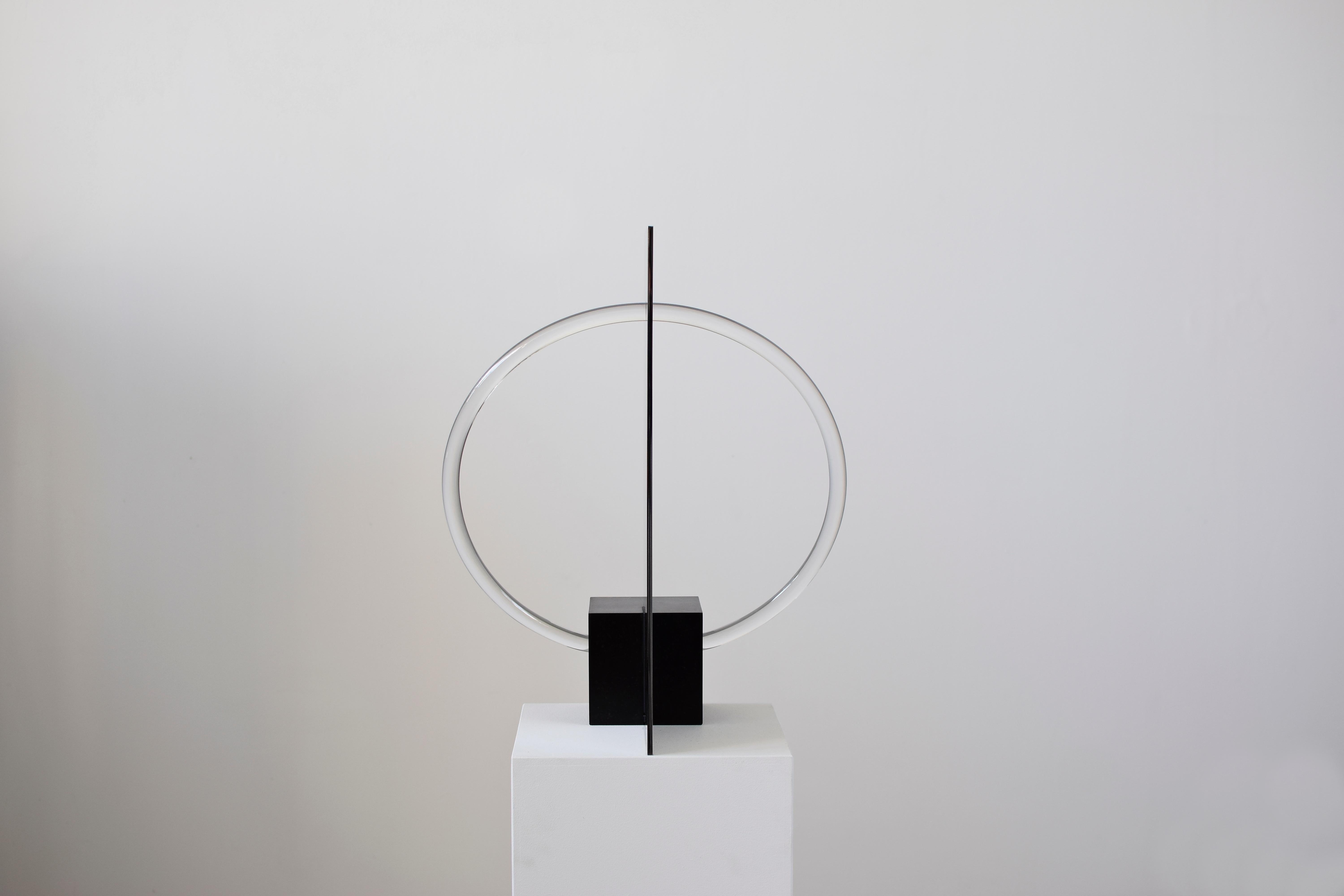 Lampe sculpturale contemporaine et miroir « Elusive 01 » Neuf - En vente à Paris, FR