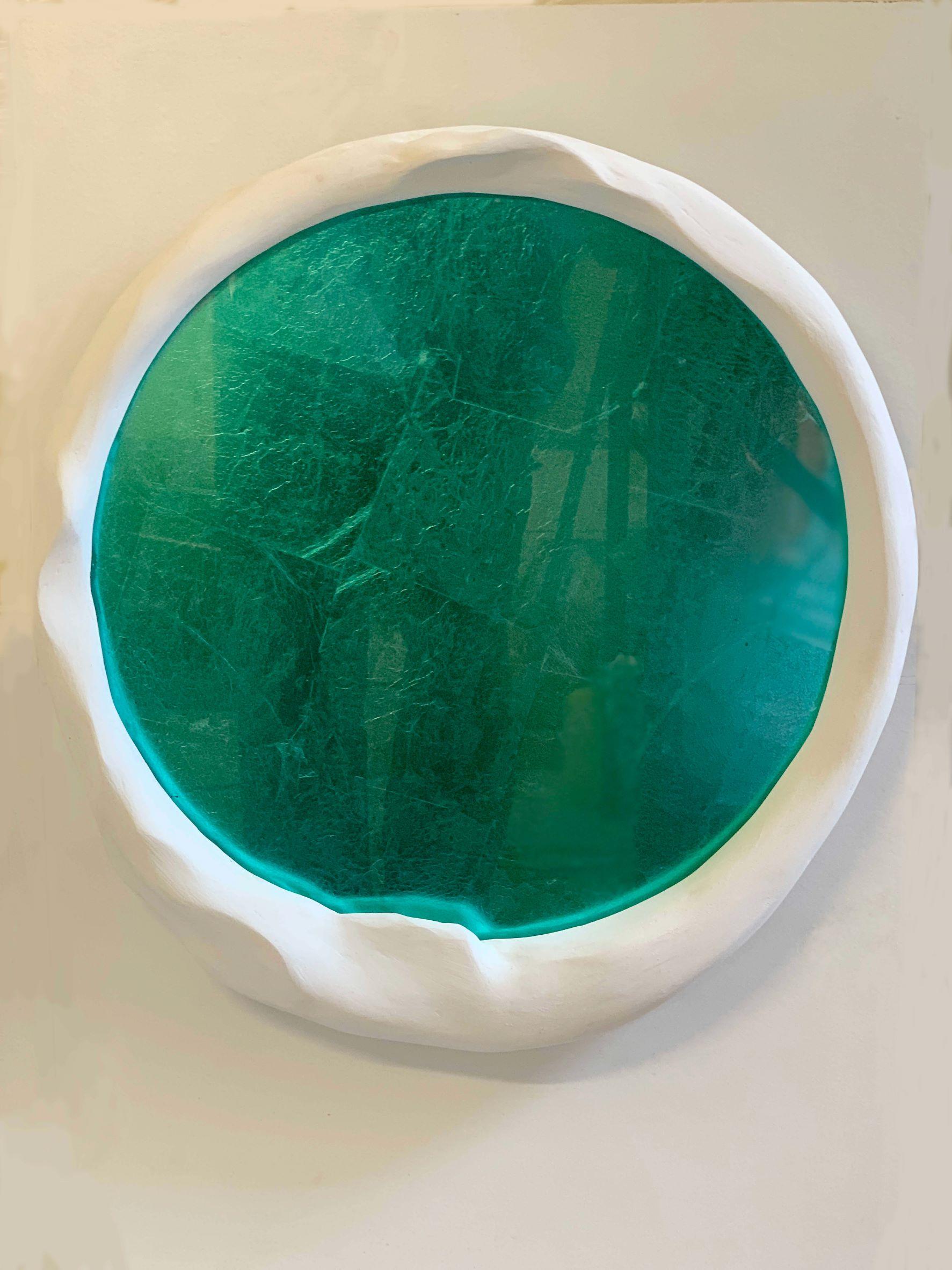 Verre Églomisé Contemporary Sculptural Mirror with Verre Eglomise Gilded Glass For Sale