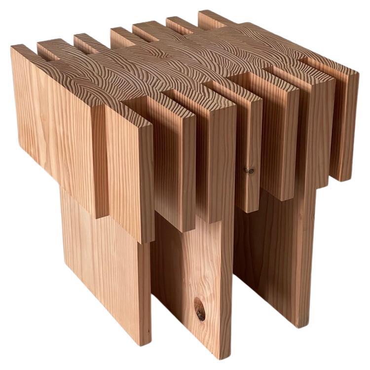 Objects for Objects contemporains fabriqués entièrement à partir de chutes de bois de pin industriel. 
