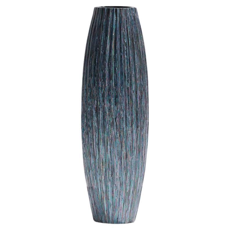 Zeitgenössisches skulpturales Objekt mit schwarzem Perlmutt_Objekt Vase 12 im Angebot