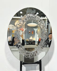 Miroir mural sculptural contemporain 'Choice' Objet d'art réfléchissant Fabriqué à la main