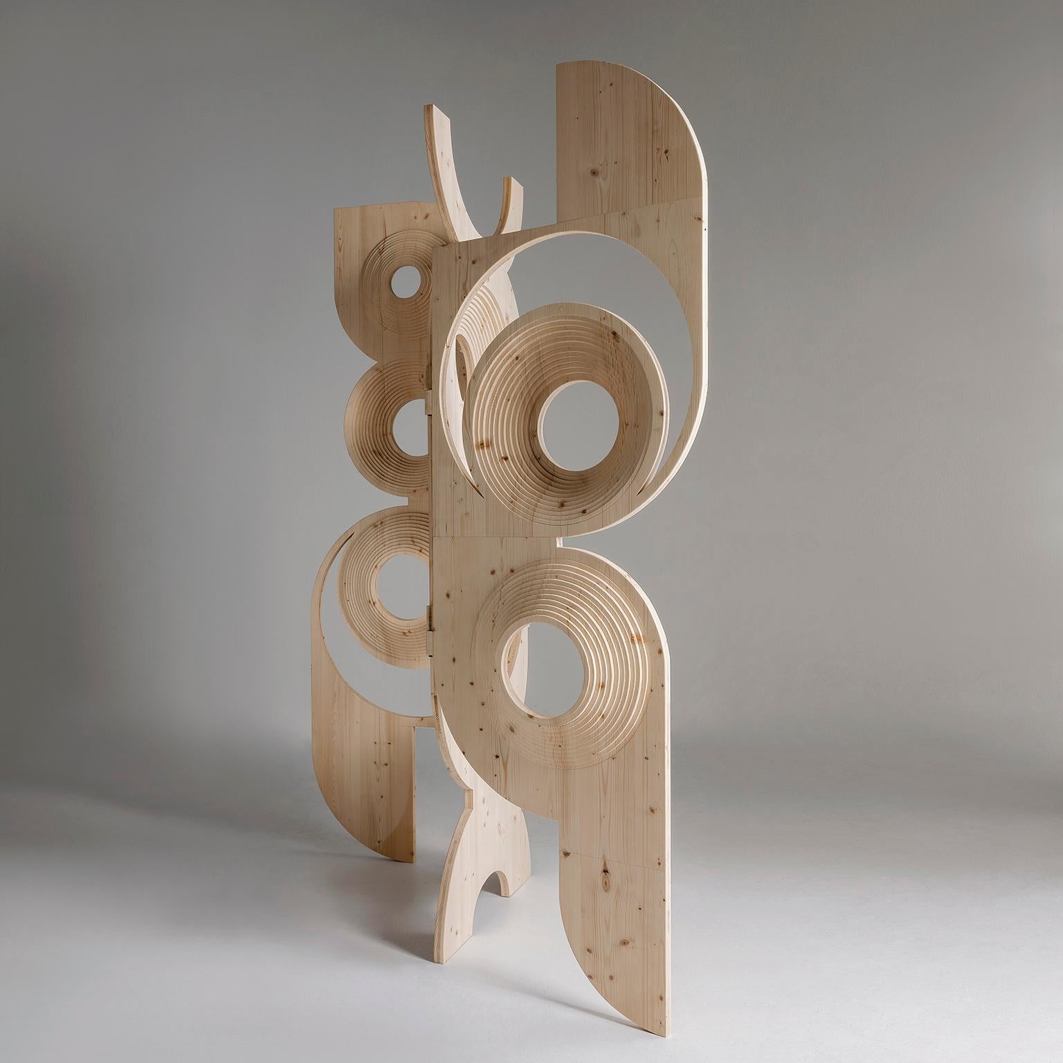 Modern  Skulpturaler Raumteiler aus Holz von Sebastiano Bottos, Italien (Holzarbeit) im Angebot