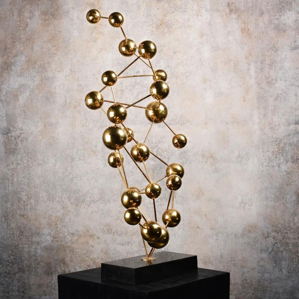 Zeitgenössische Skulpturen aus Bronze und Marmor (Organische Moderne) im Angebot