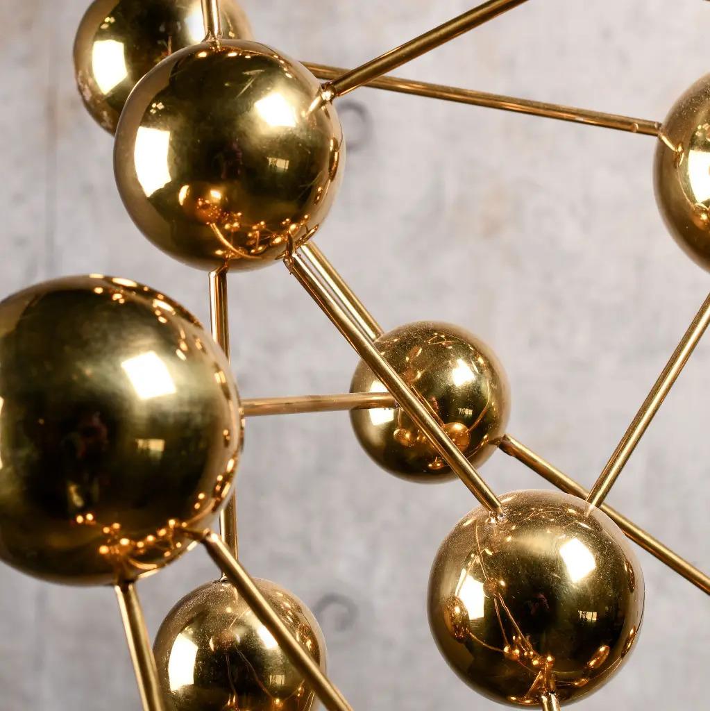 Zeitgenössische Skulpturen aus Bronze und Marmor (Vergoldet) im Angebot