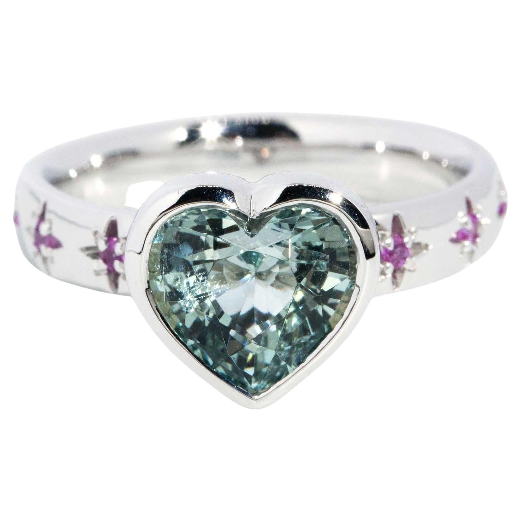 Contemporary Seafoam Aquamarine & Pink Sapphire Heart Ring 18 Carat White Gold For Sale