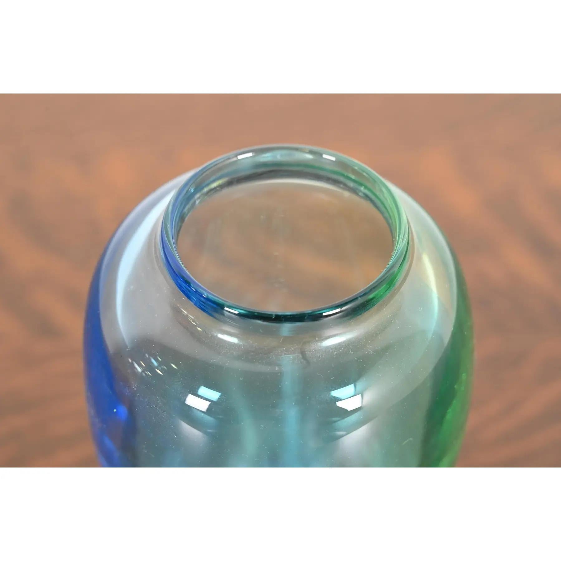 Vetro soffiato Vaso contemporaneo 