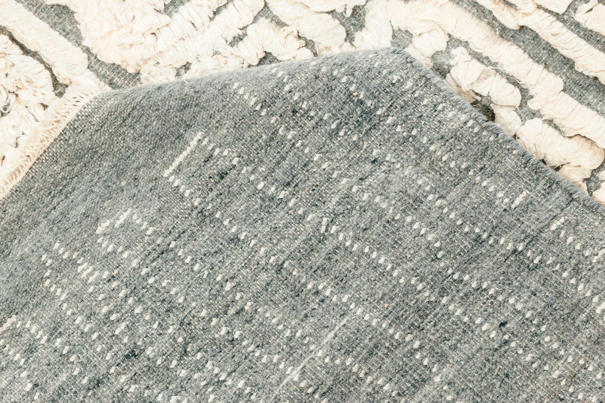 Contemporary Seafoam High-Low Silk and Wool Rug by Doris Leslie Blau For Sale 2