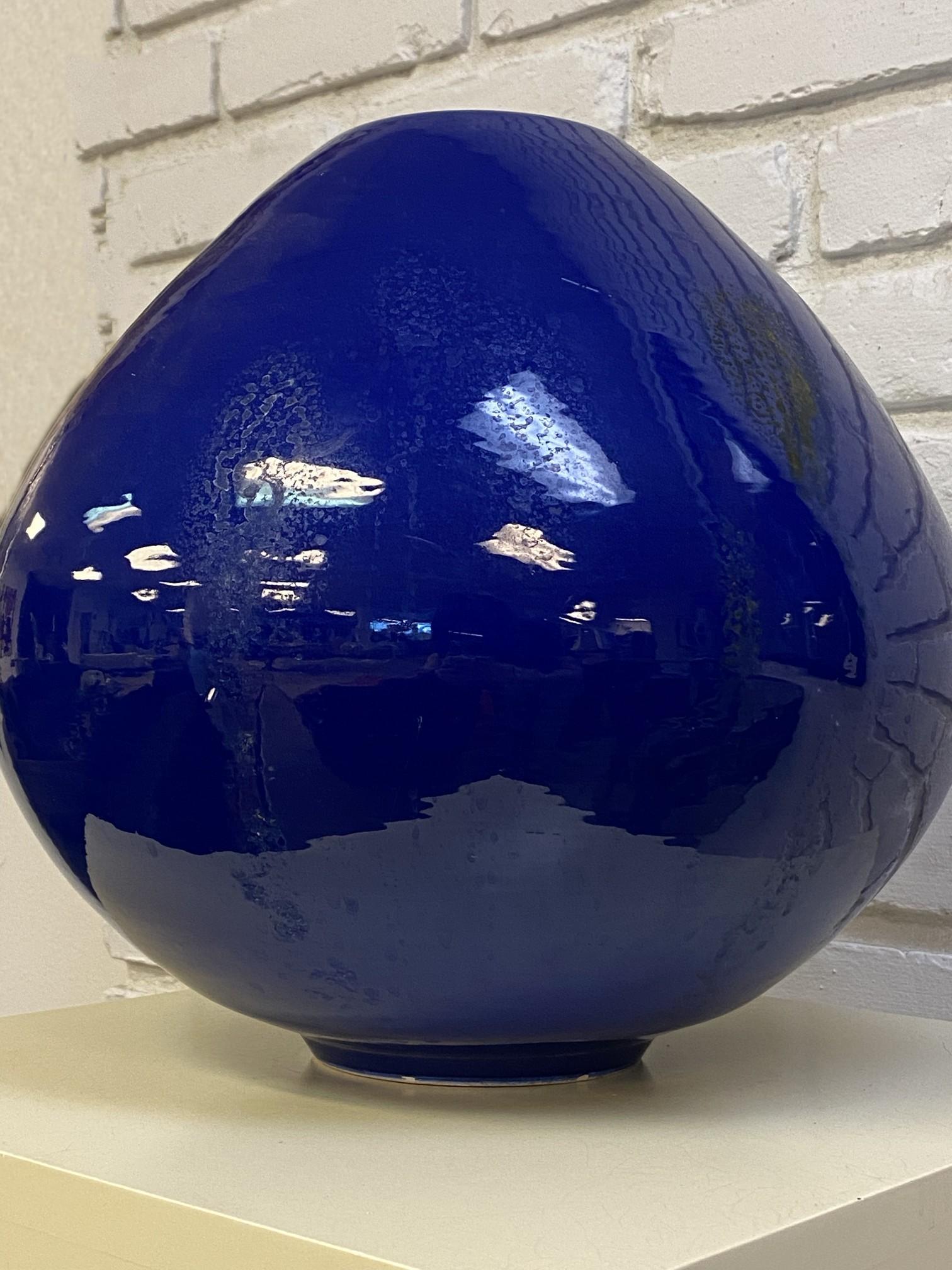 Contemporary Sebastian Bergne Eye Vase Manfctred by Gaia & Gino Table Sculpture 1