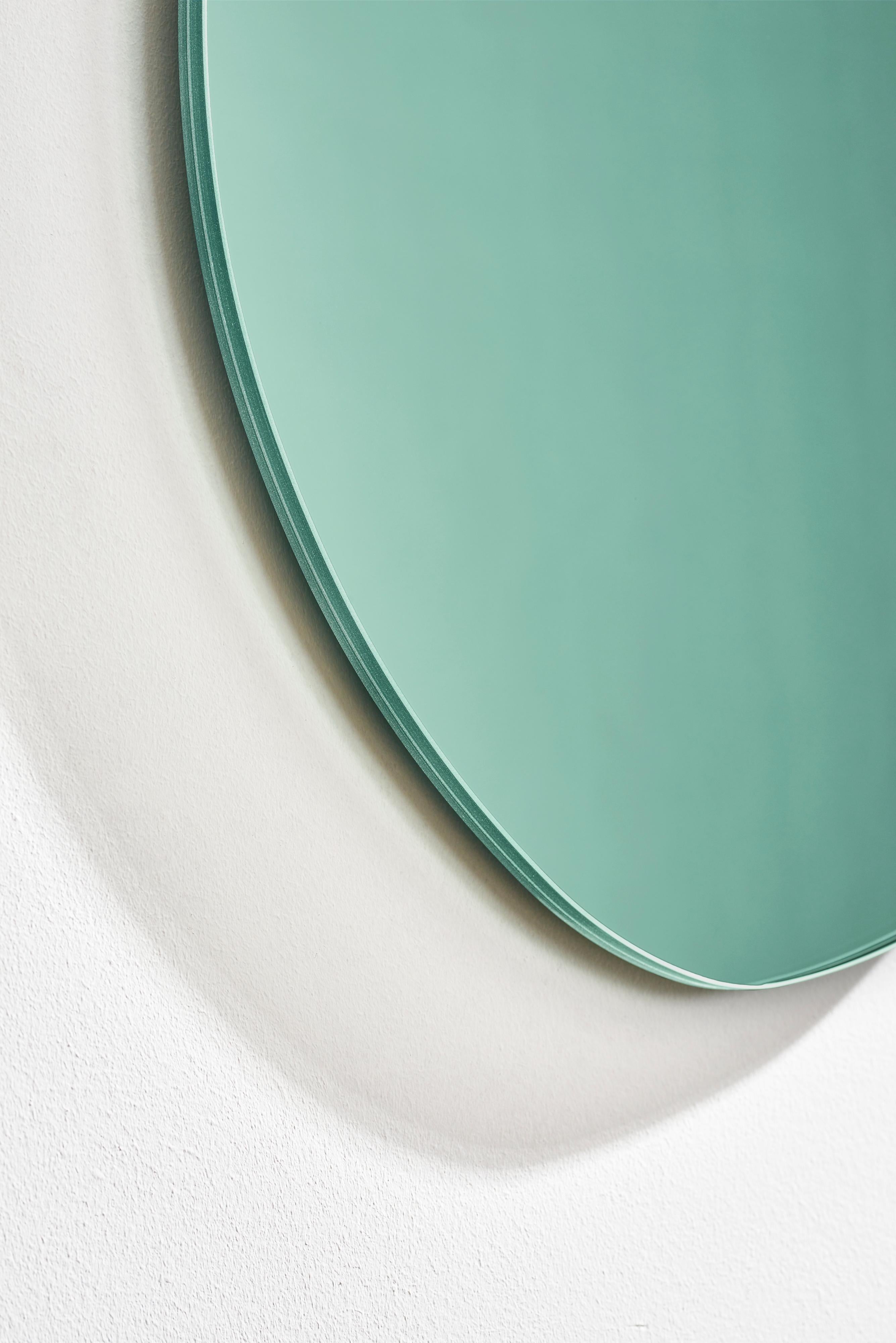Contemporary Seeing Glass Off Round Mirror by Sabine Marcelis, Dünn 850, Grün (Niederländisch) im Angebot