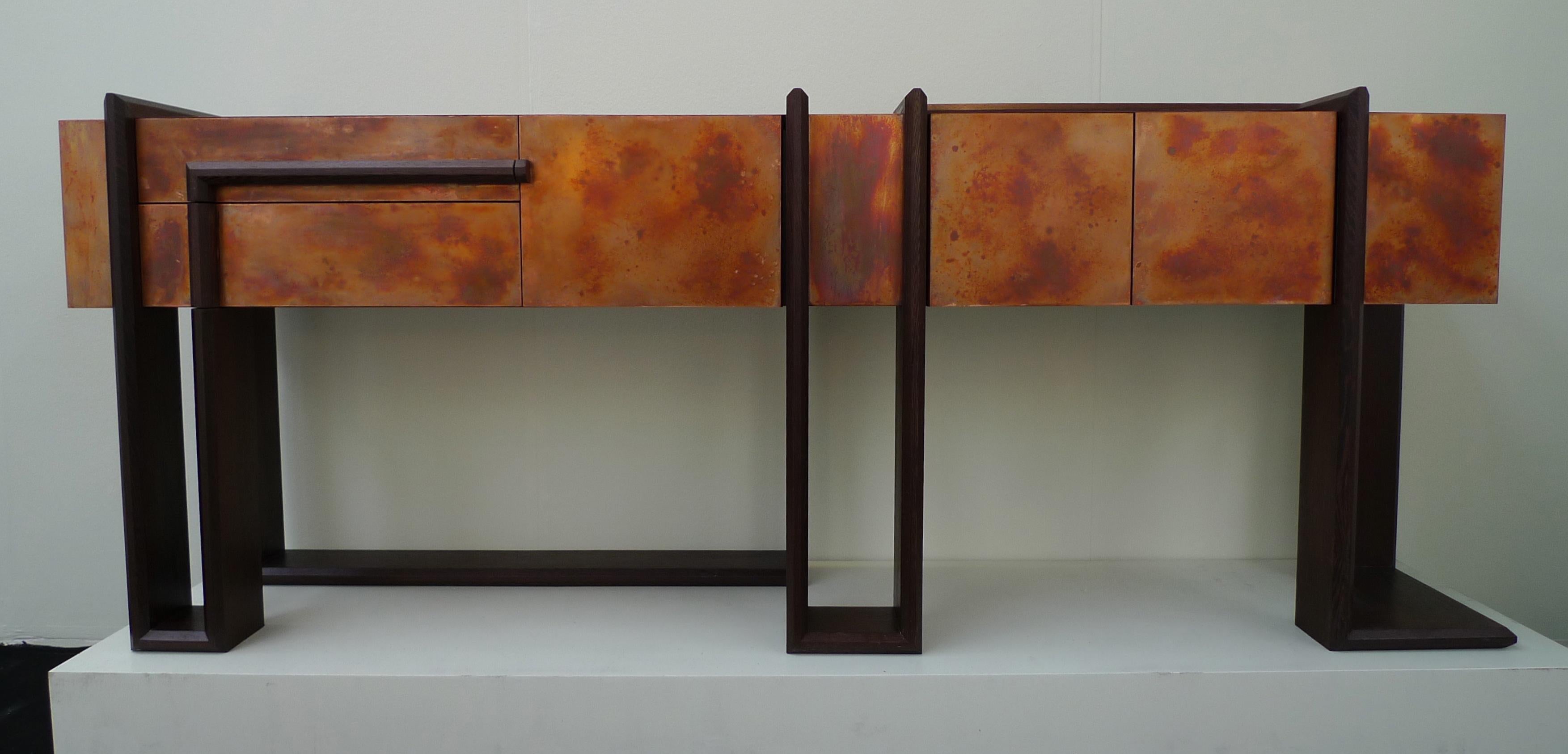 English Contemporary Sequenza Bar Cabinet Credenza Sideboard in Wegne and Copper Patina For Sale