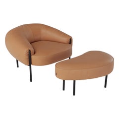 Ensemble contemporain 'Isola' by Amura Lab, fauteuil + pouf, cuir Daino 01
