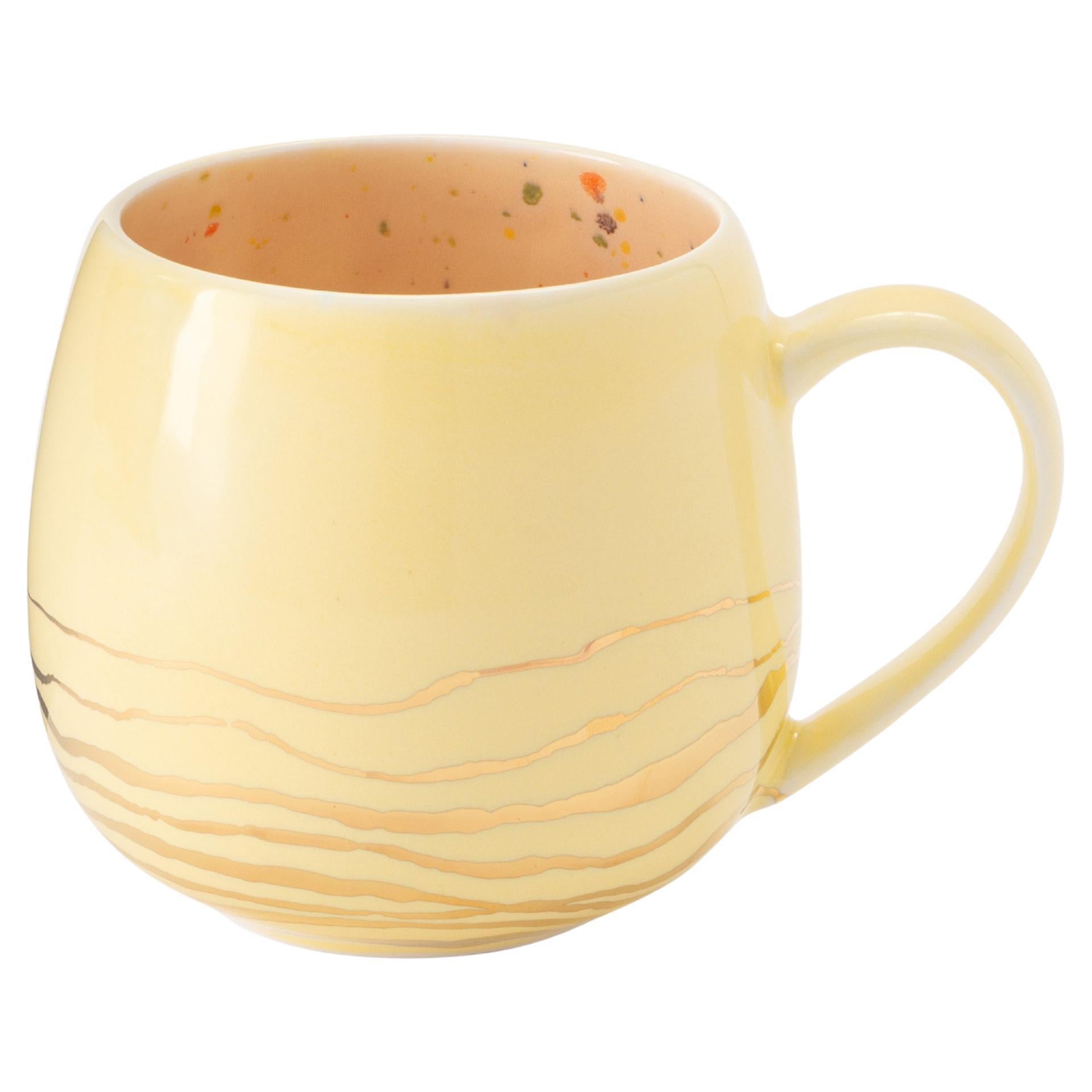Contemporary Set of 2 Chubby Mugs Hand Painted Porcelain Yellow Chestnut Gold For Sale
