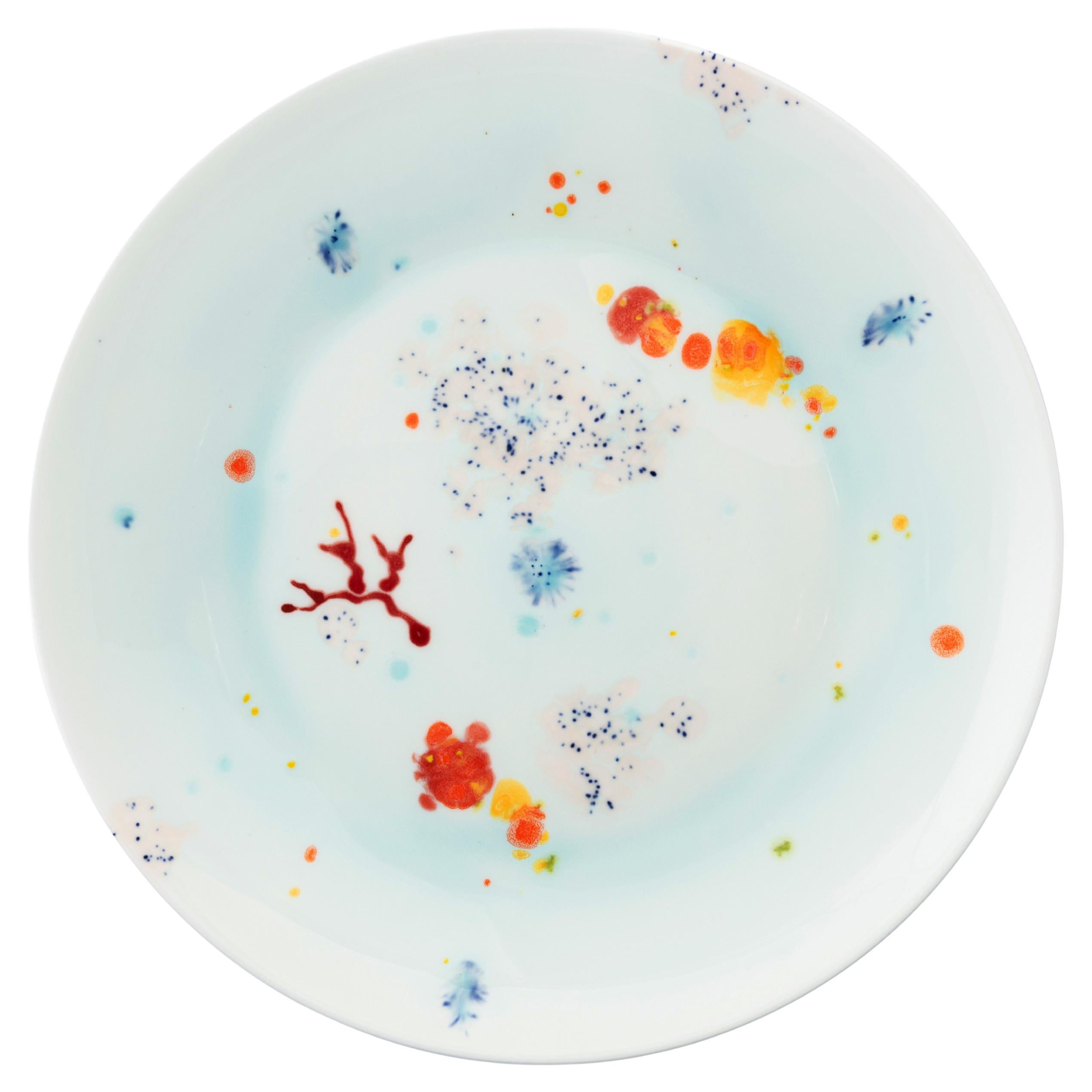 Contemporary Set of 2 Dinner Plates Hand Painted Porcelain Tableware For Sale