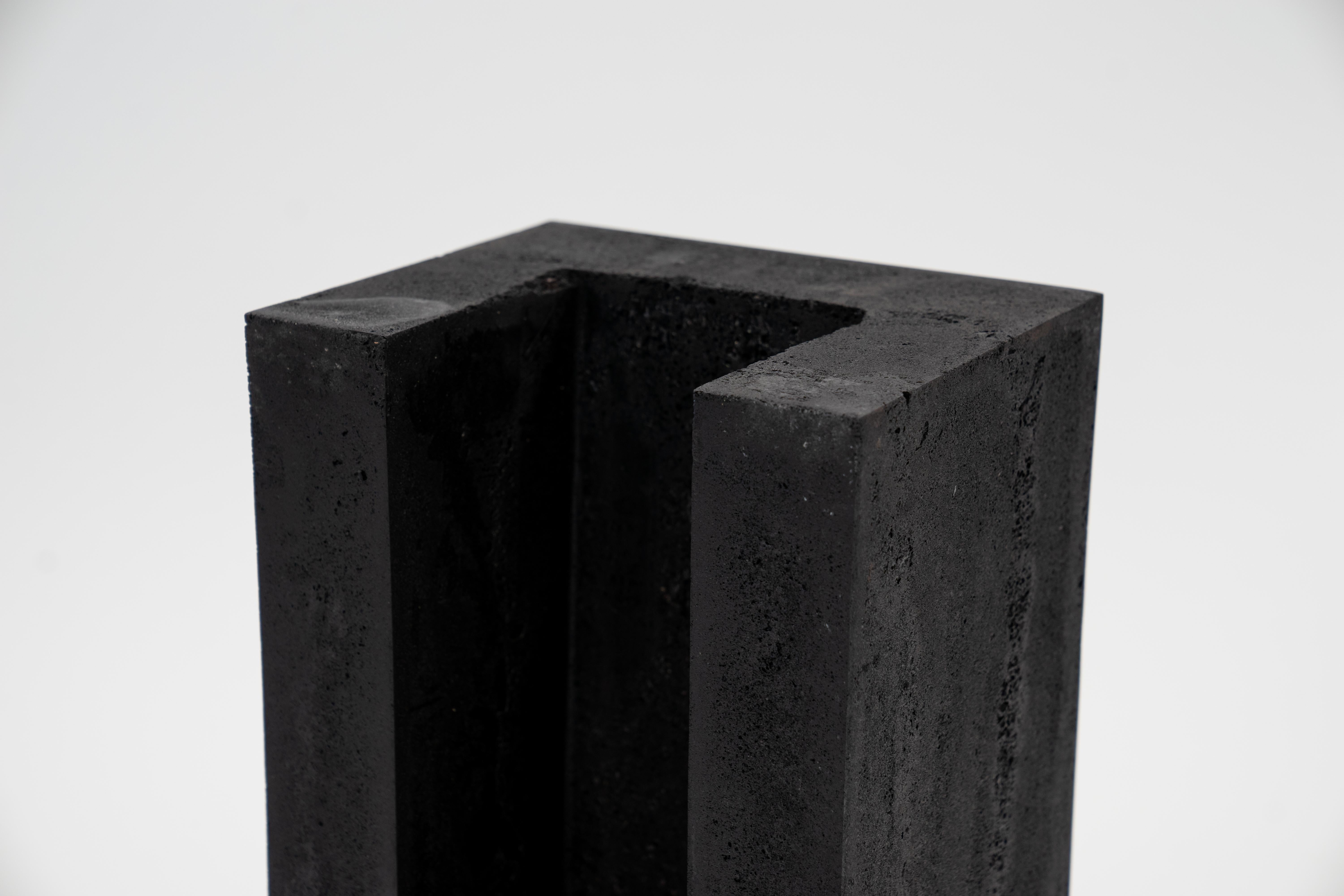 Set of 3 Modern Side Tables Contemporary Handmade, Graphite, Resin, Steel Inlay For Sale 7
