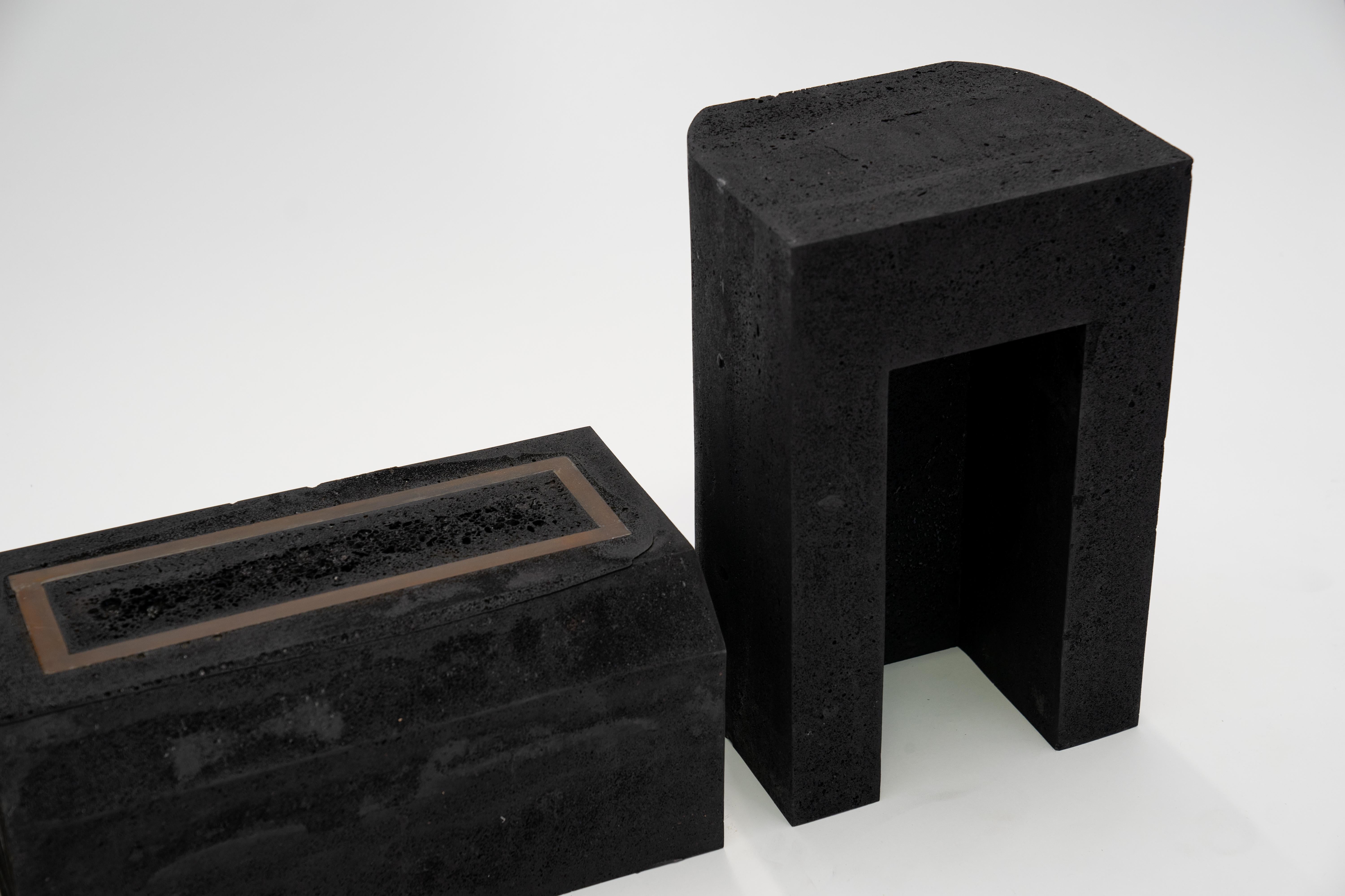 Set of 3 Modern Side Tables Contemporary Handmade, Graphite, Resin, Steel Inlay For Sale 2