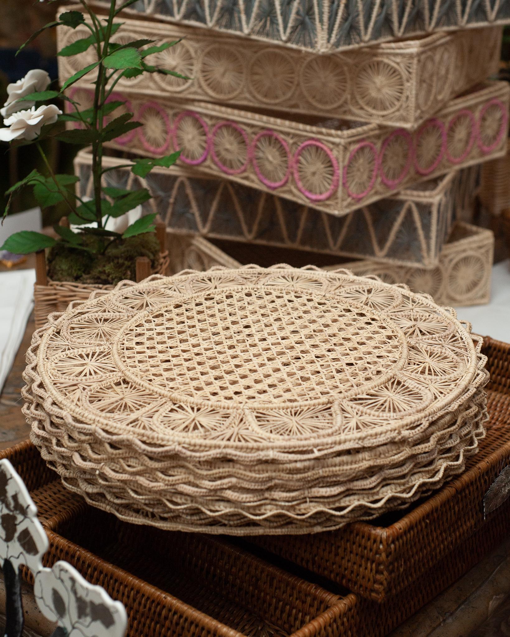 South American Contemporary Set of 6 Handwoven Natural Rattan Placemats