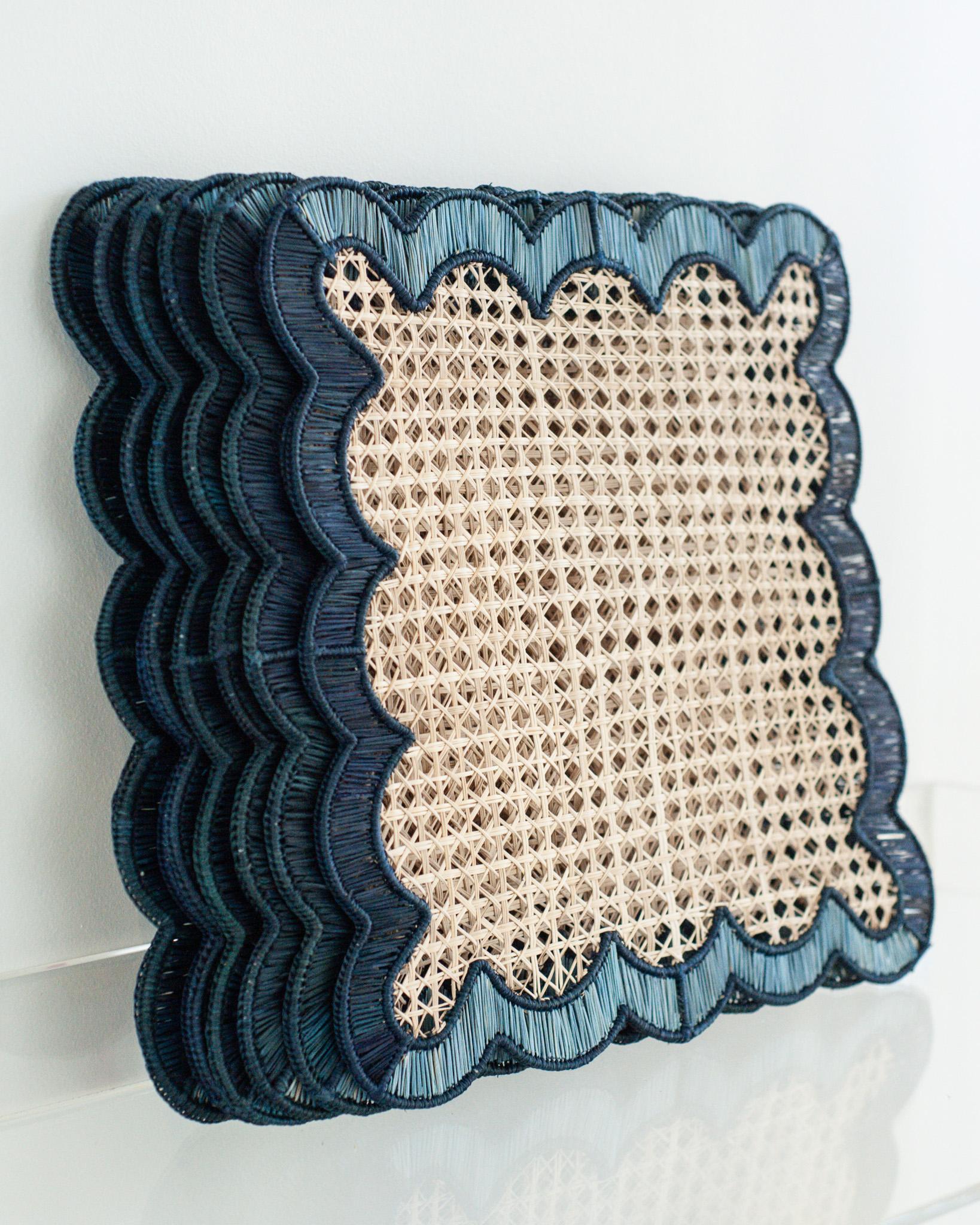 Contemporary Set of 8 Handwoven Natural Rattan Waves Placemats In New Condition In Toronto, ON