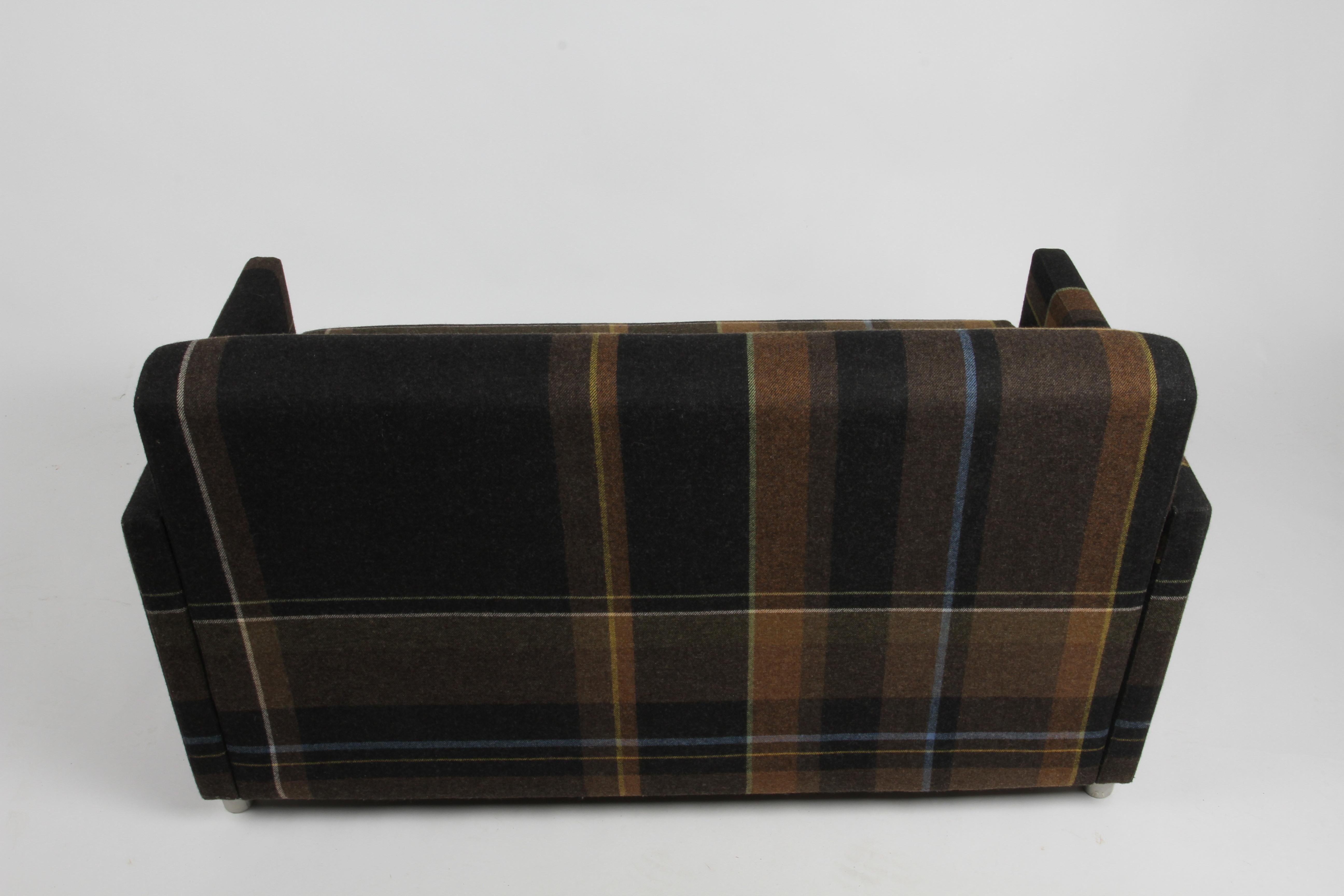 Coalesse Settee Upholstered in Paul Smith by Maharam Exaggerated Wool Plaid  For Sale 7