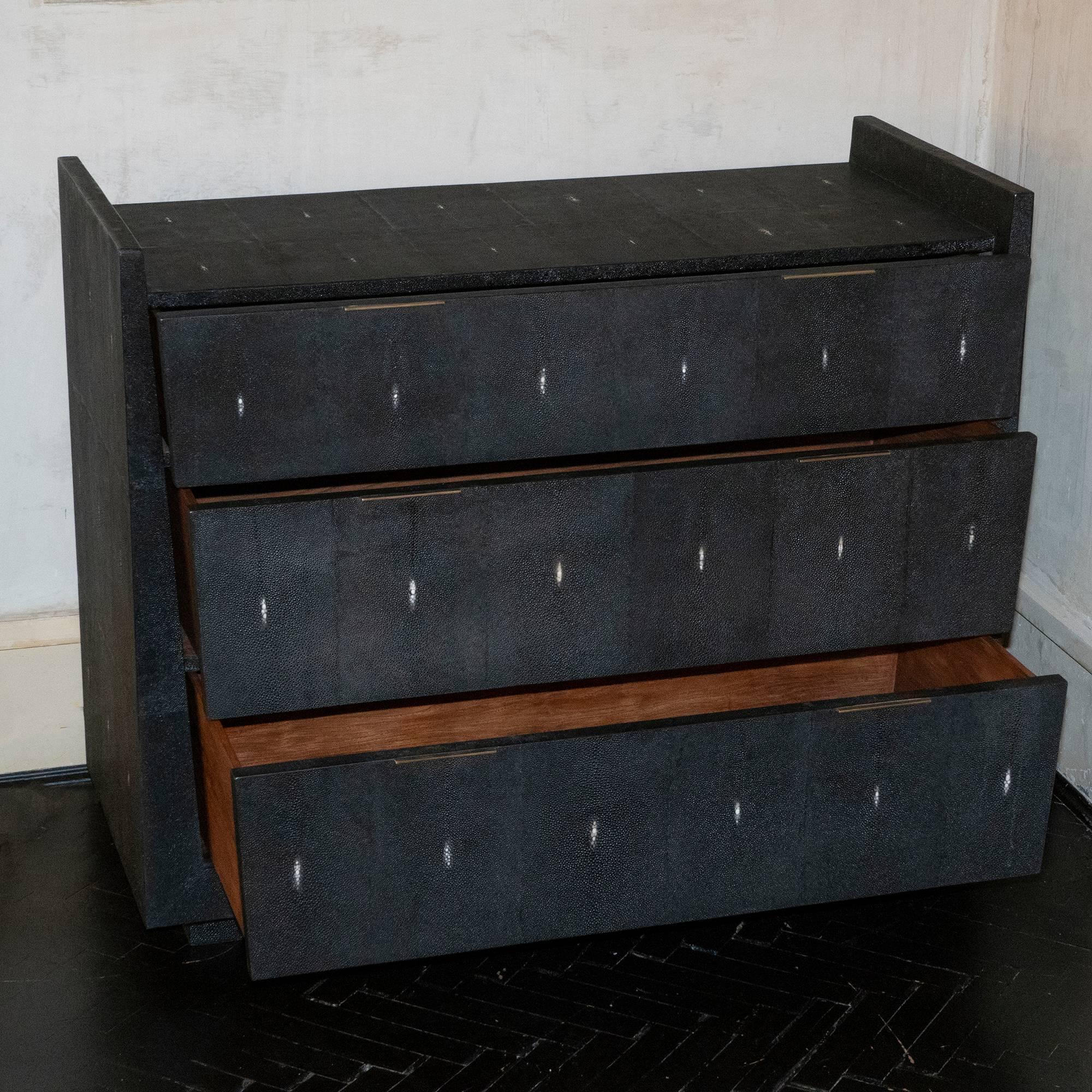 Contemporary Shagreen Chest of Drawers, Bronze Details, France In Excellent Condition In Firenze, IT
