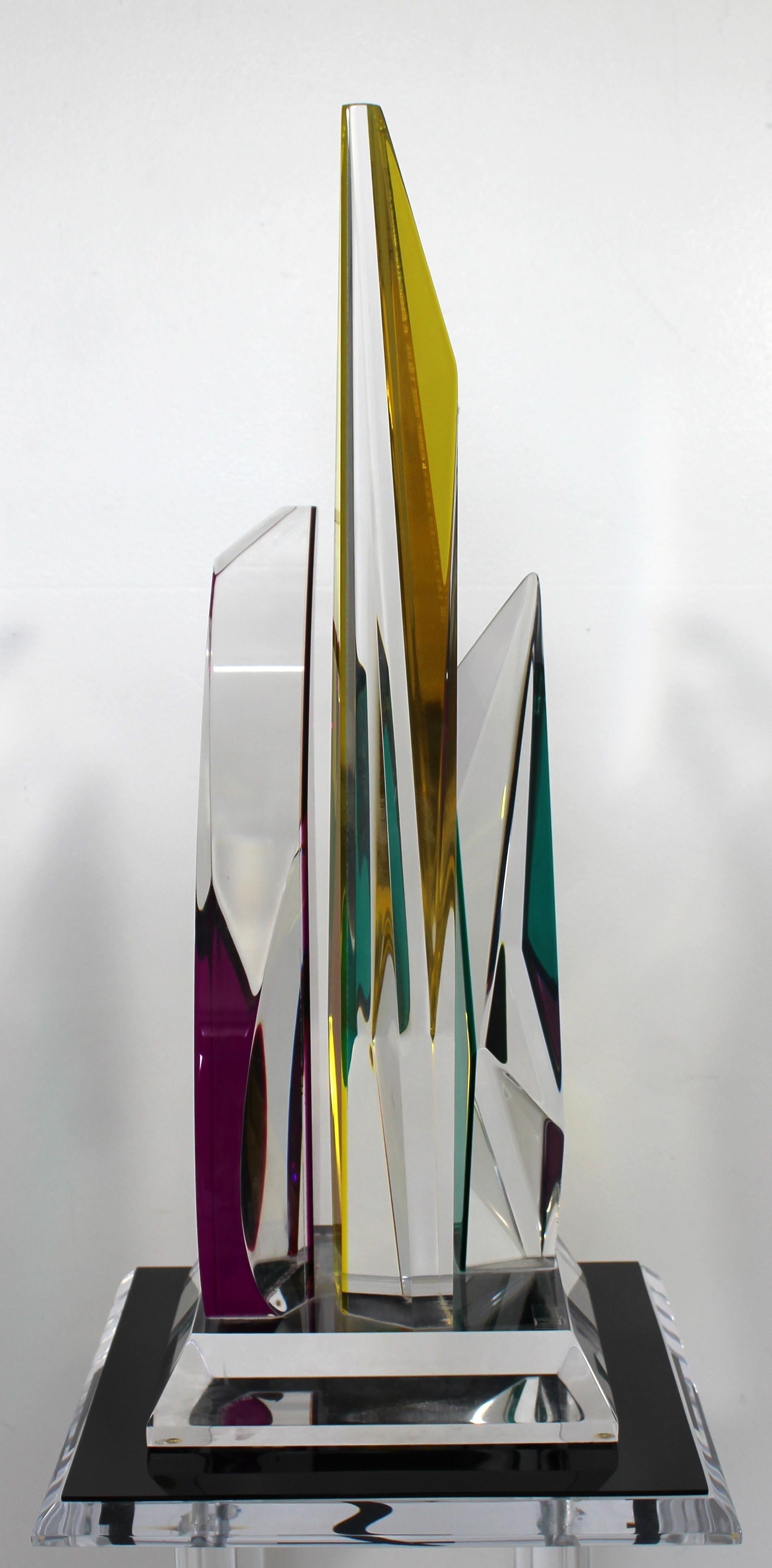 Contemporary Shlomi Haziza Signed Abstract Colored Lucite Table Sculpture & Base In Good Condition In Keego Harbor, MI