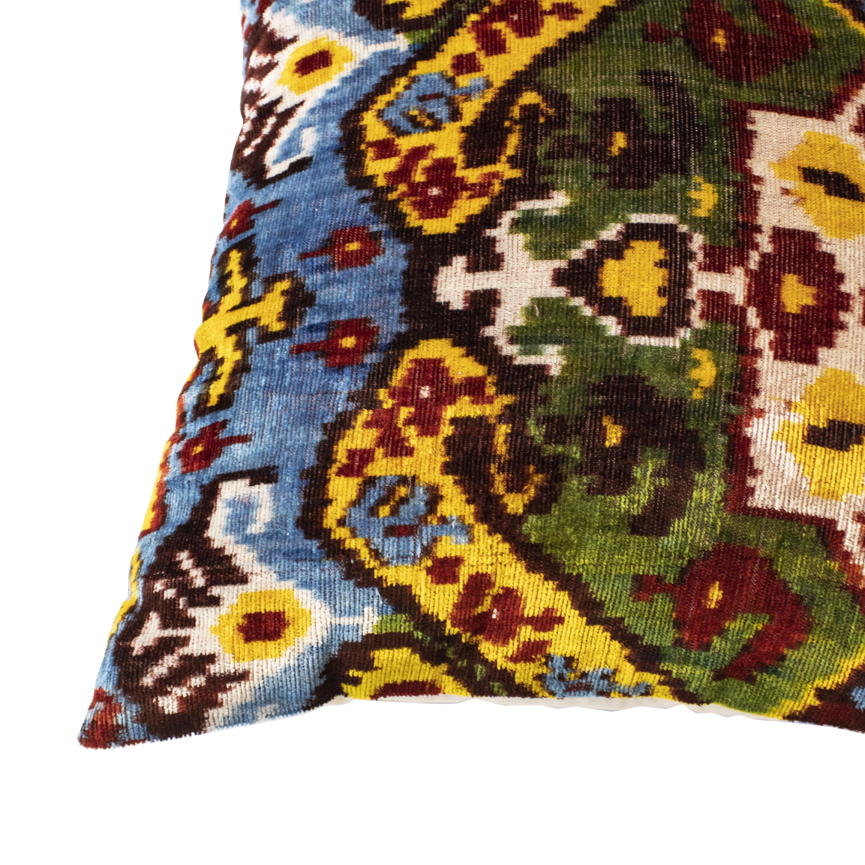 Kazakhstani Contemporary Shydak Wool and Silk Cushion, Kazakhstan and Uzbekistan, 2023 For Sale