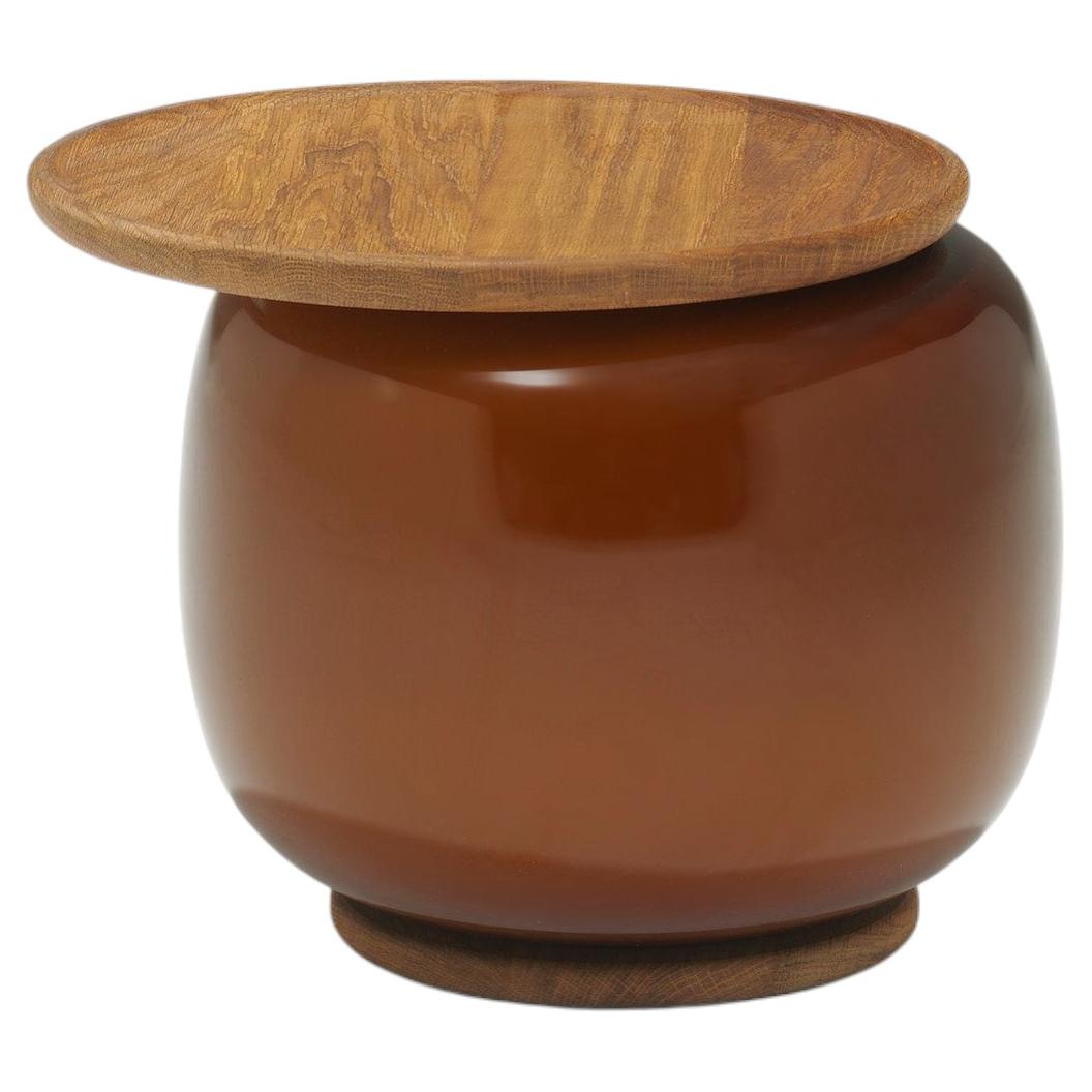 Moderner Beistelltisch „Balanced M“ von LINTELOO, Tabakglas & Rauchglas im Angebot