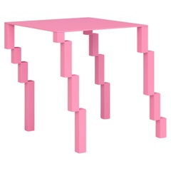 Table d'appoint contemporaine 'Bug 4040' par Oitoproducts, Rose
