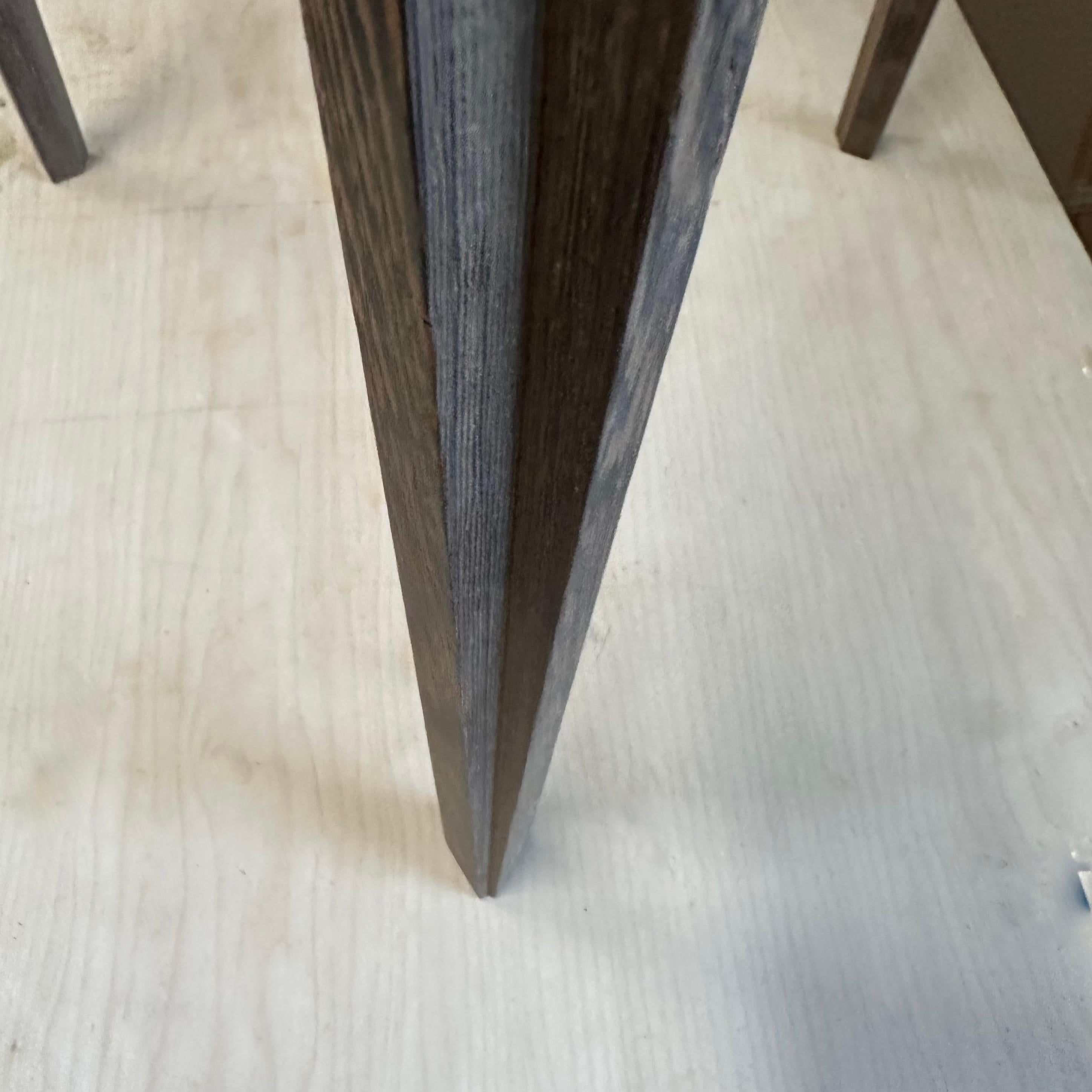 Mesa auxiliar contemporánea Estadounidense en venta