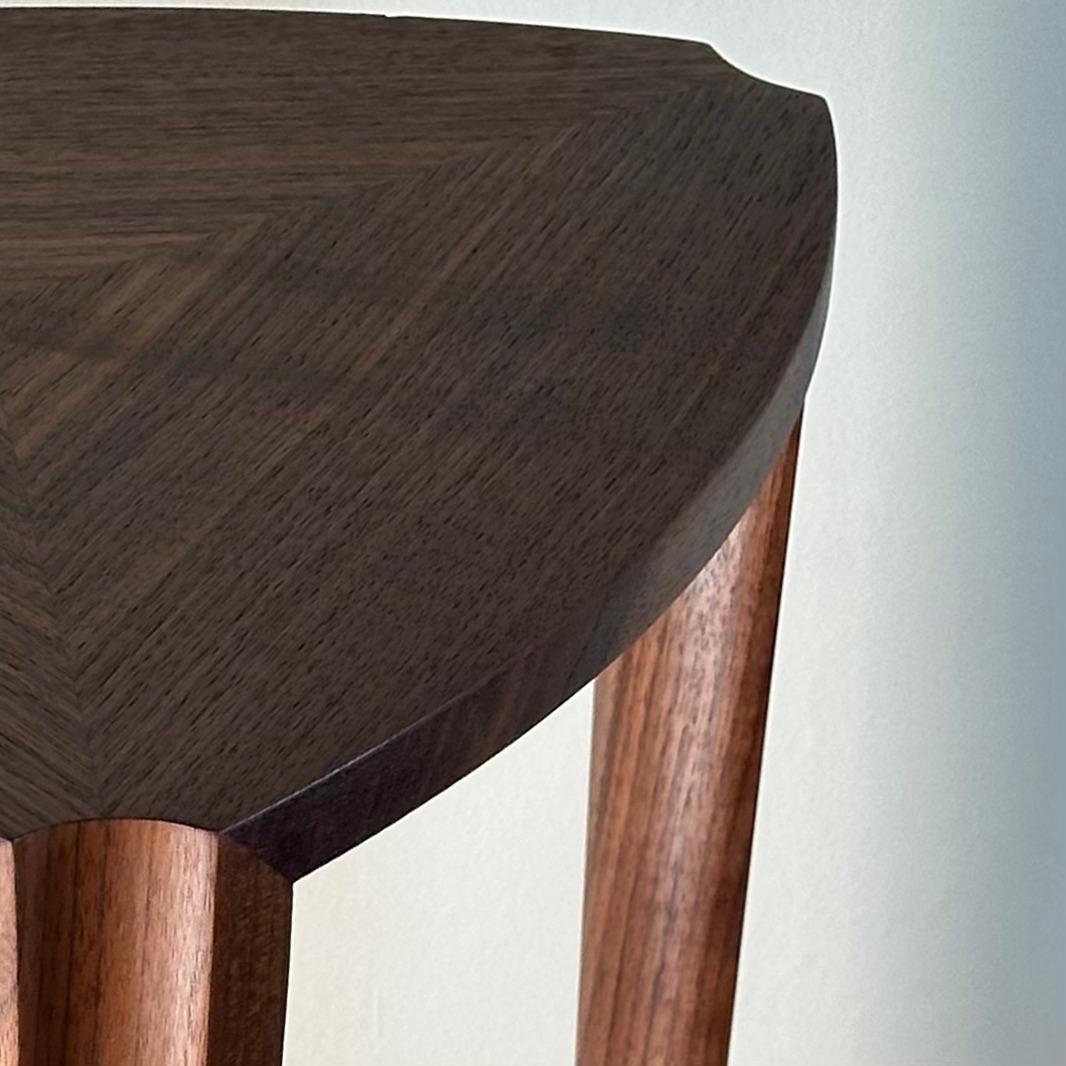 Table d'appoint contemporaine Neuf - En vente à Brooklyn, NY