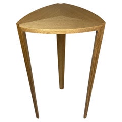 Contemporary Beistelltisch