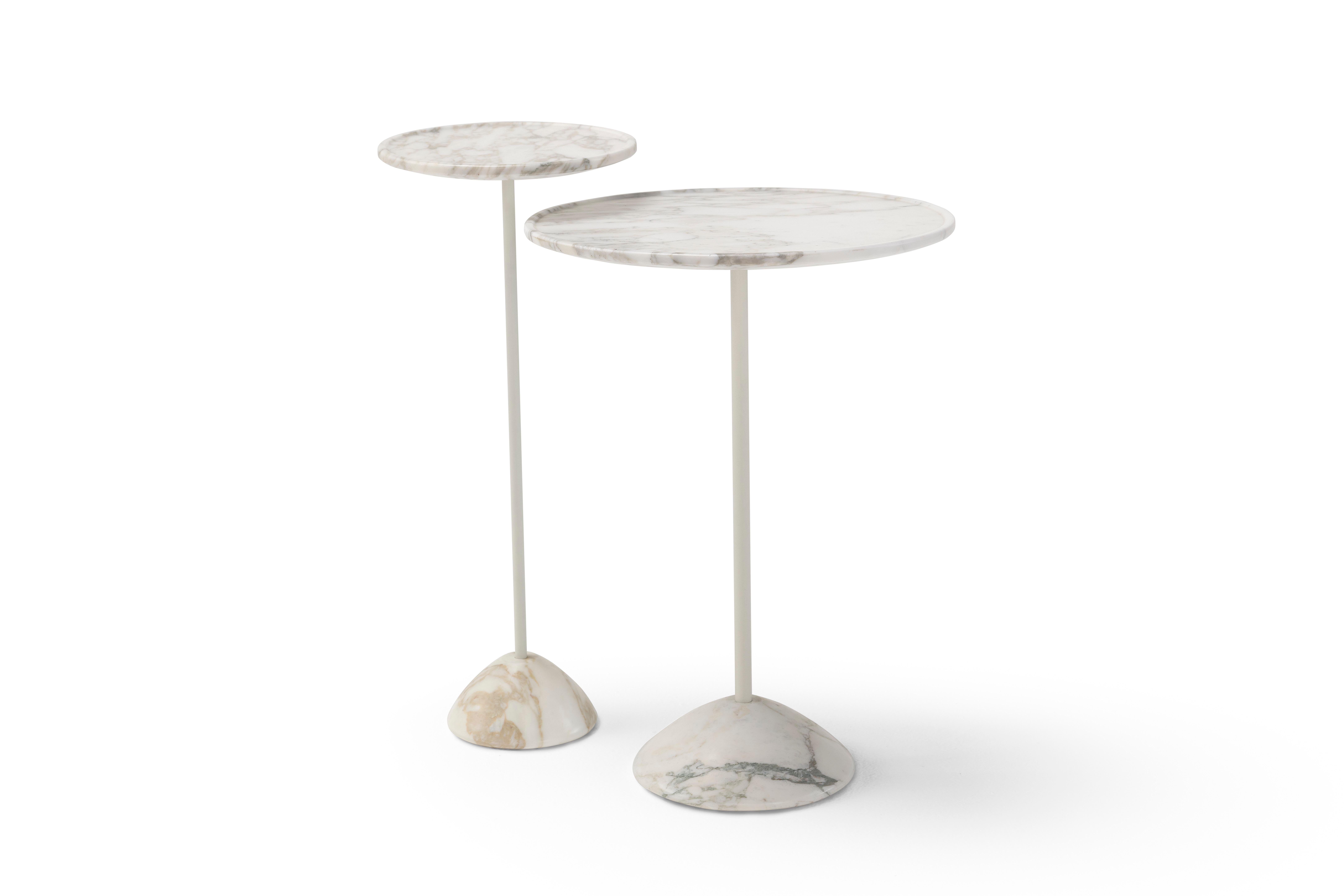 Italiano Tavolino contemporaneo 'Clessidra' T512, Marmo Arabescato Bianco in vendita