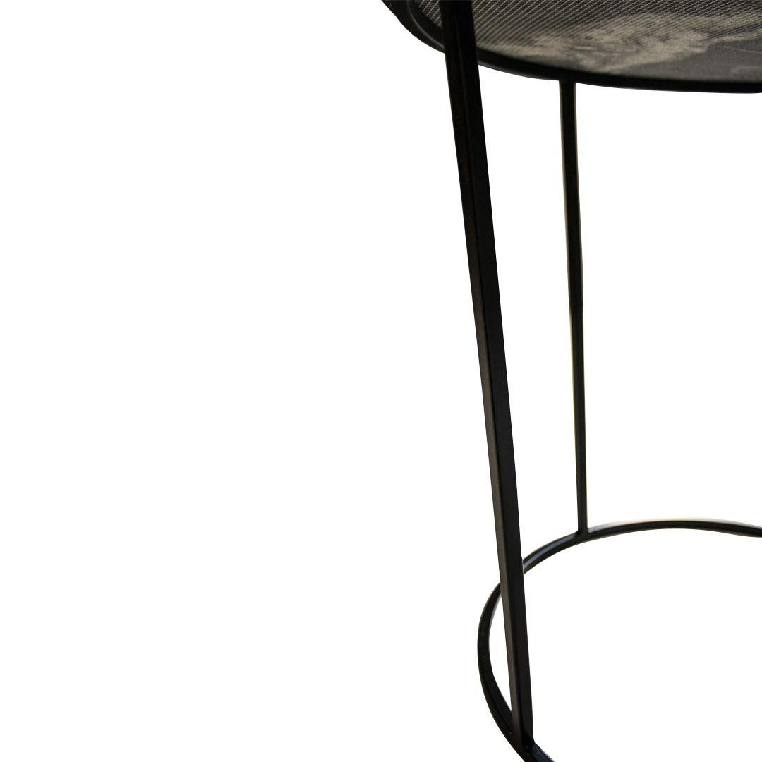 Contemporary Side Table in Iron and Varnished Marquina Marble, Spain 2023 For Sale 1